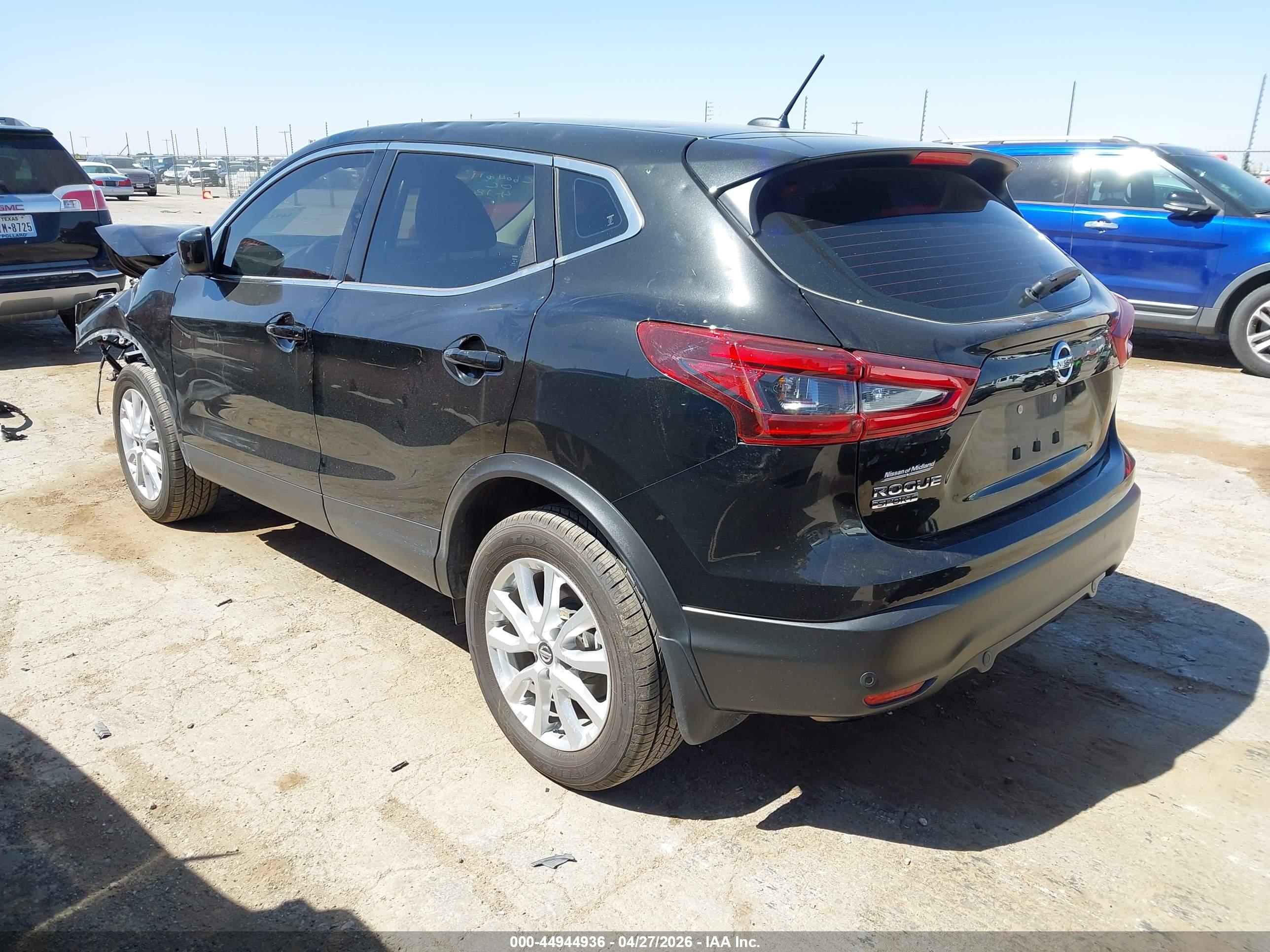 NISSAN ROGUE image 3