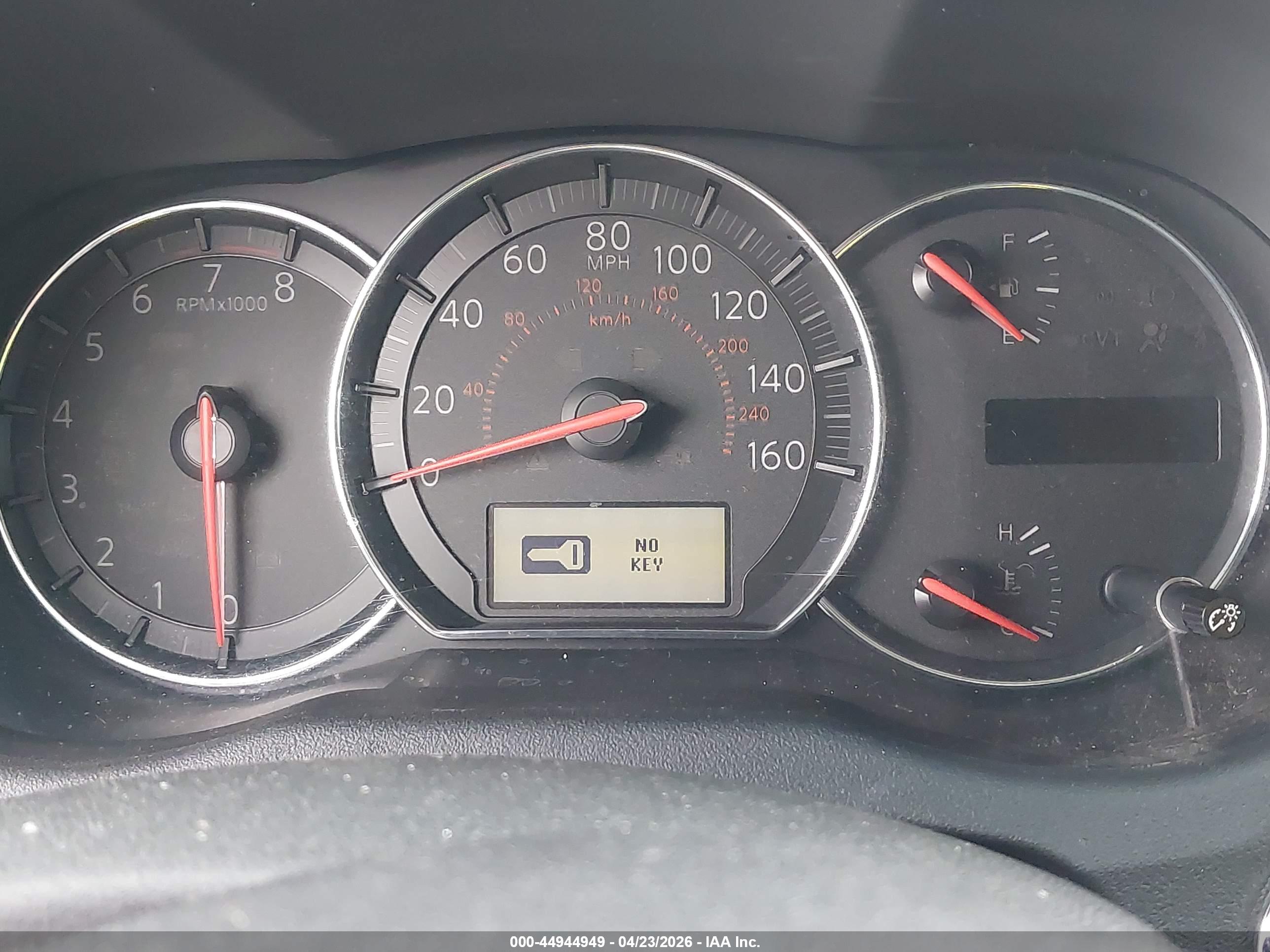 NISSAN MAXIMA image 7