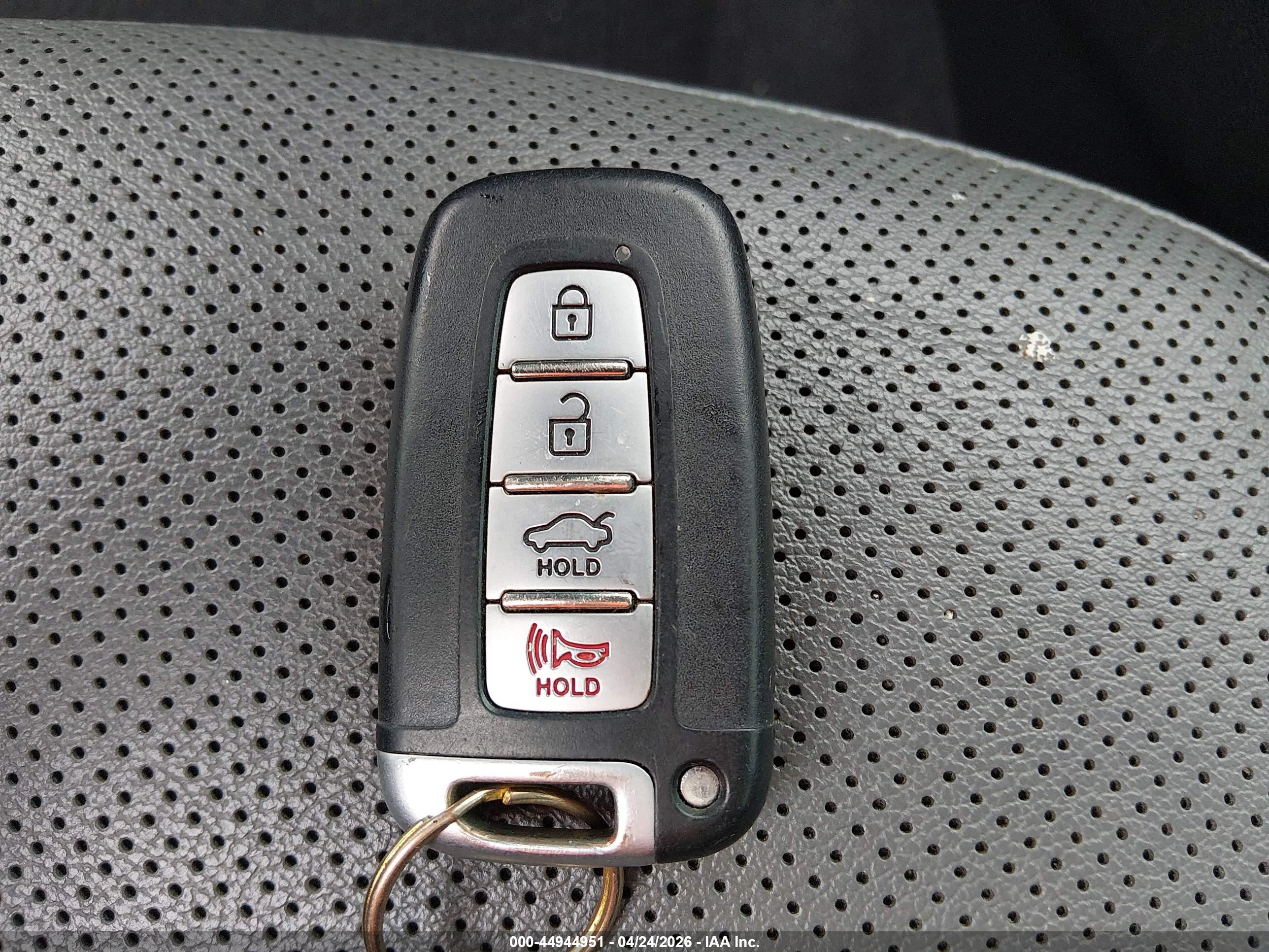 HYUNDAI SONATA image 11