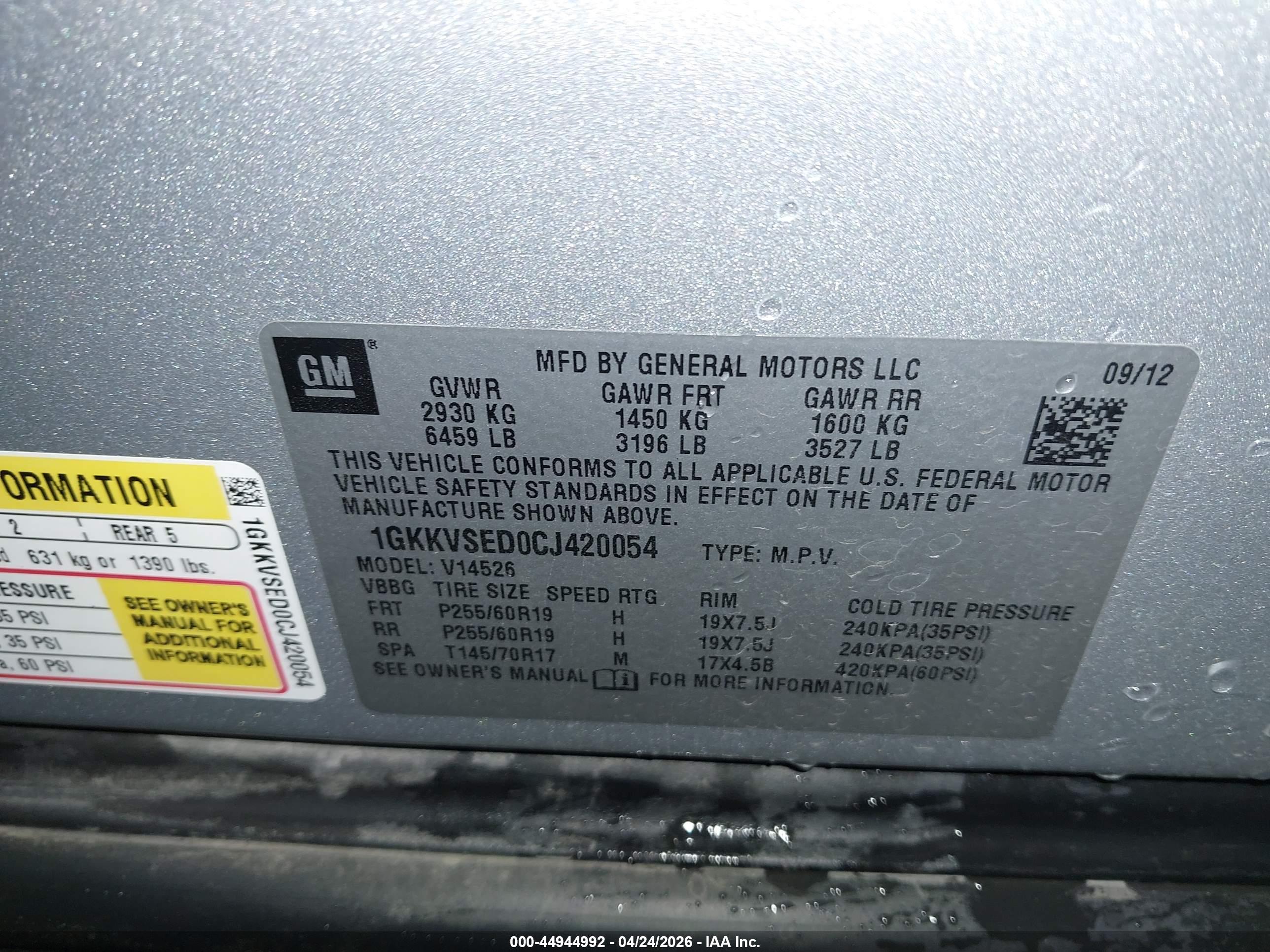 GMC ACADIA image 9