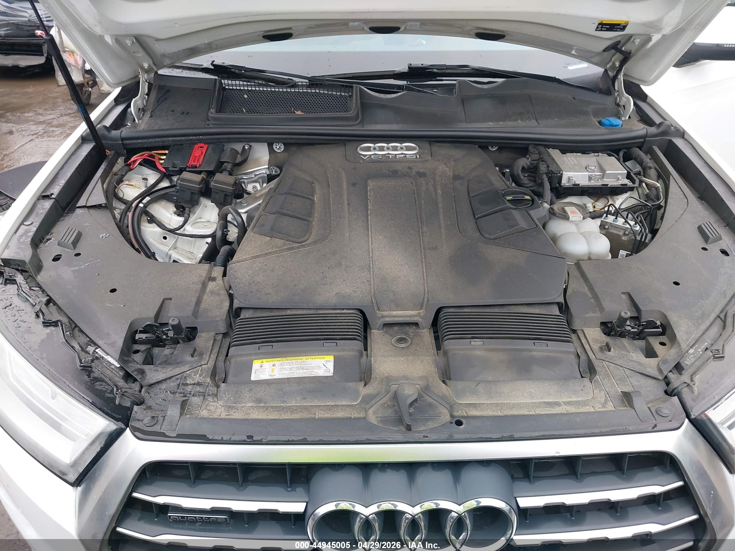 AUDI Q7 image 10