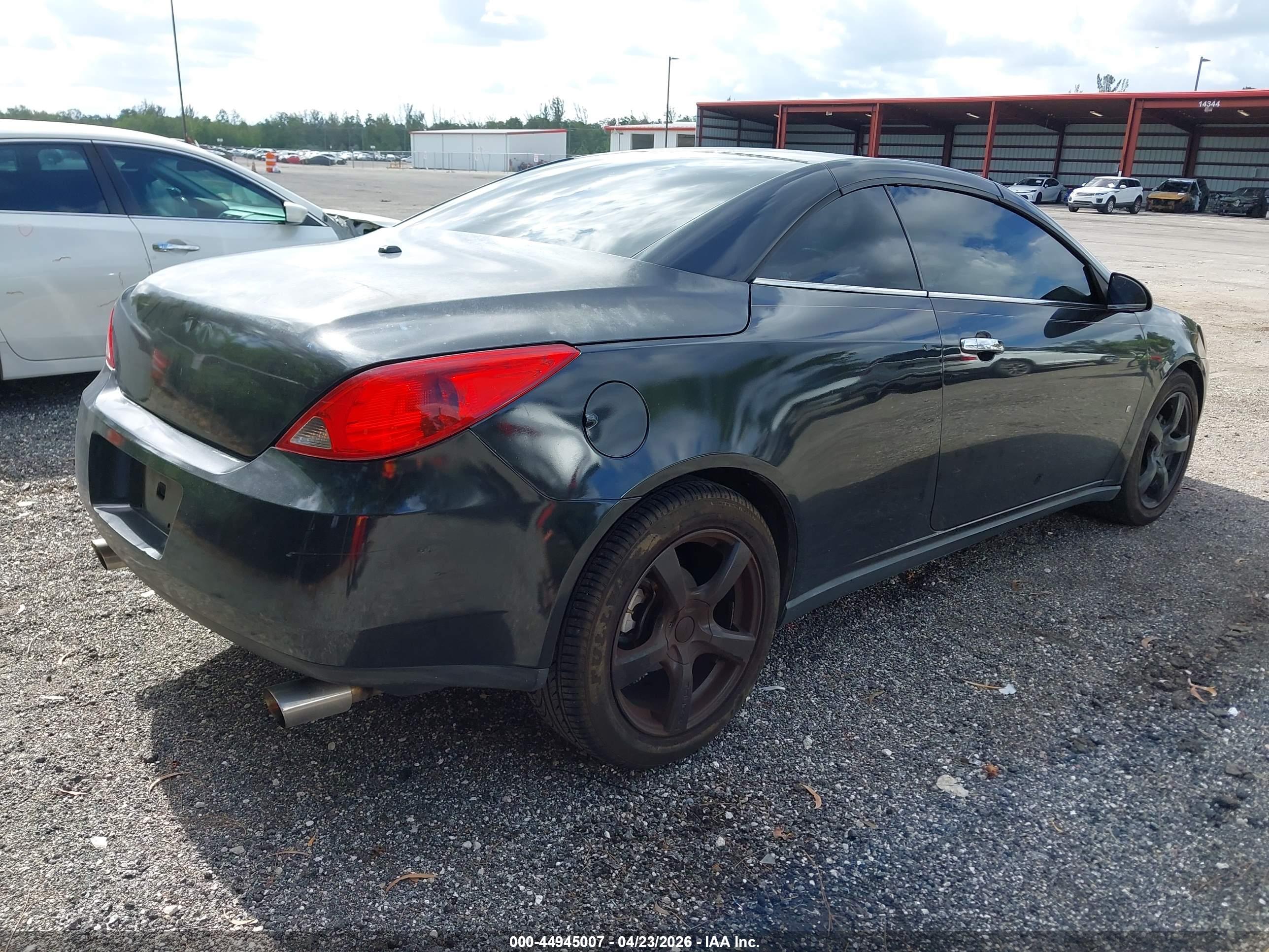 PONTIAC G6 image 4