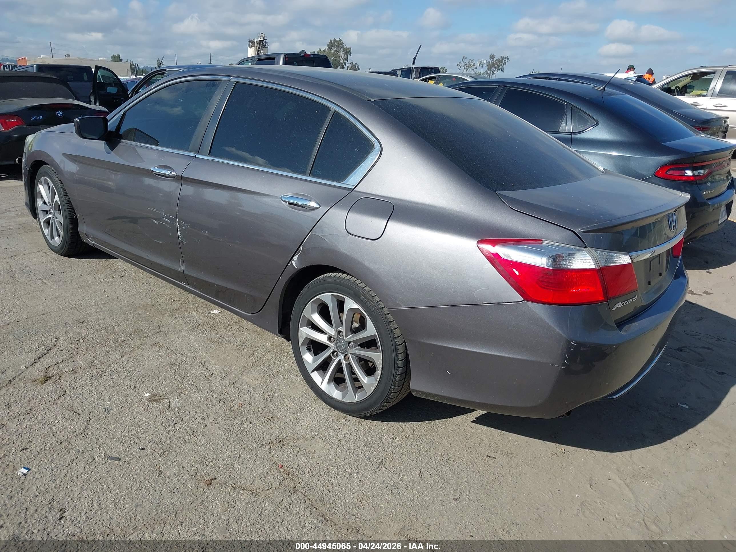 HONDA ACCORD image 3