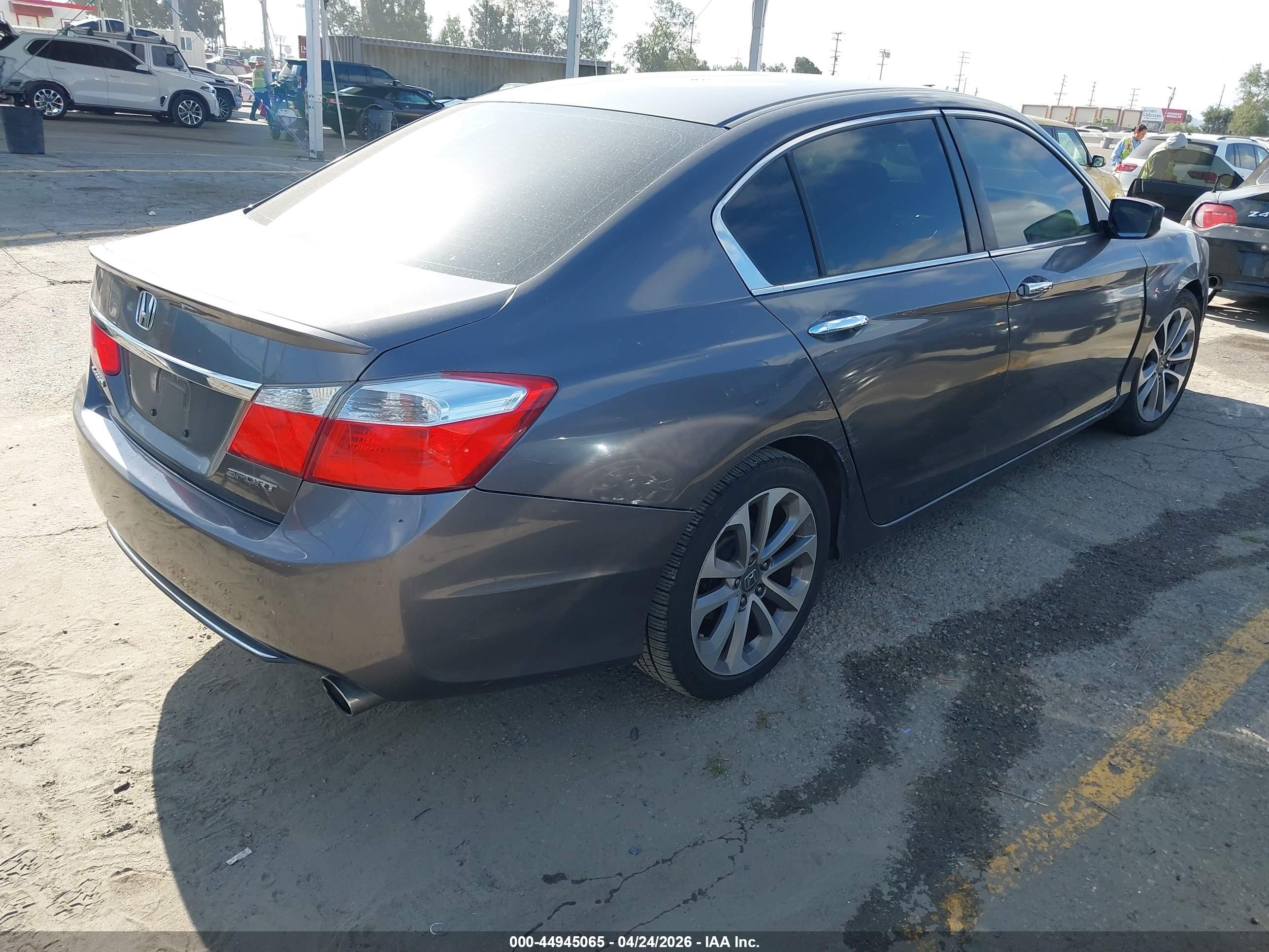 HONDA ACCORD image 4