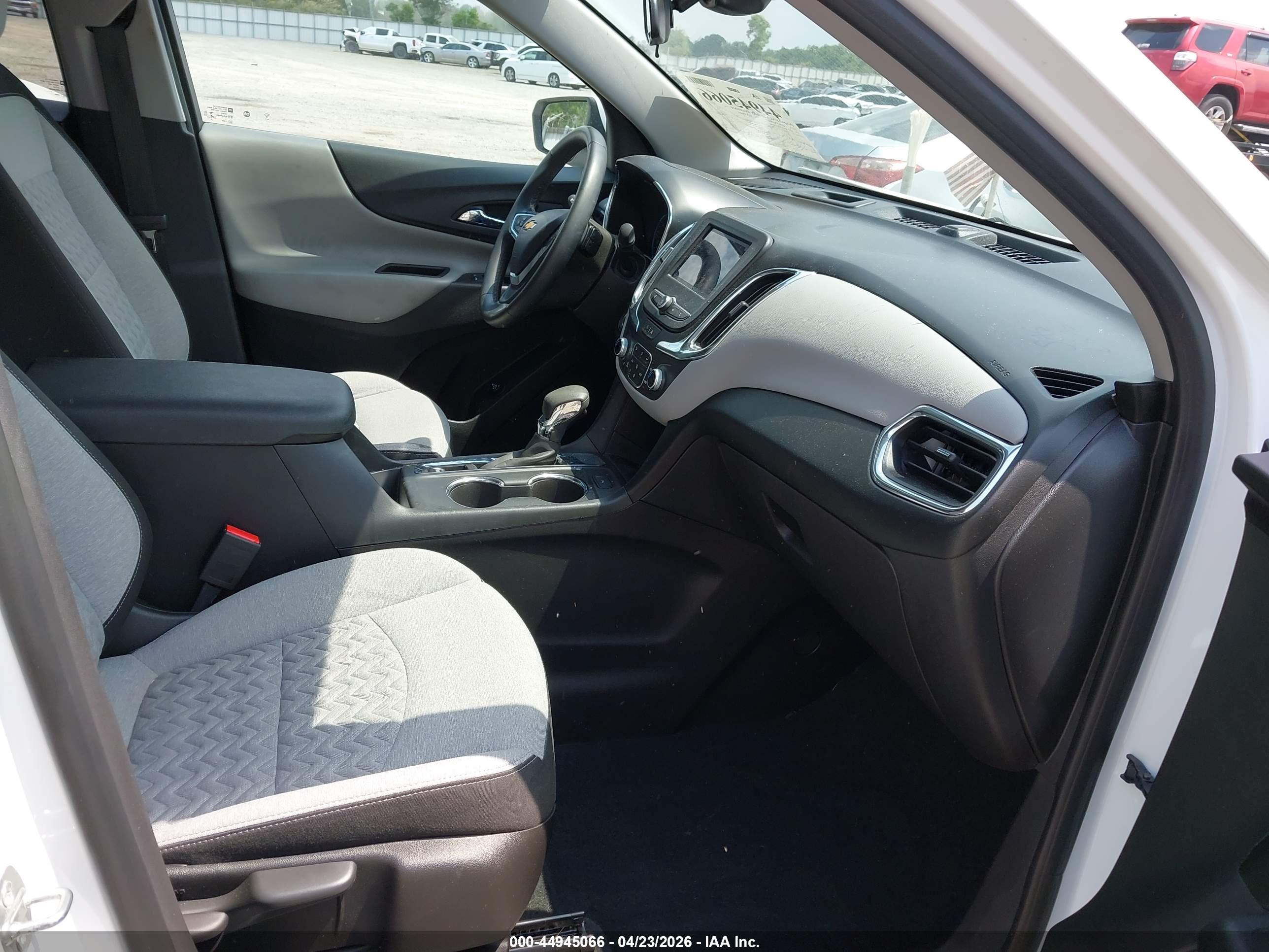 CHEVROLET EQUINOX image 5