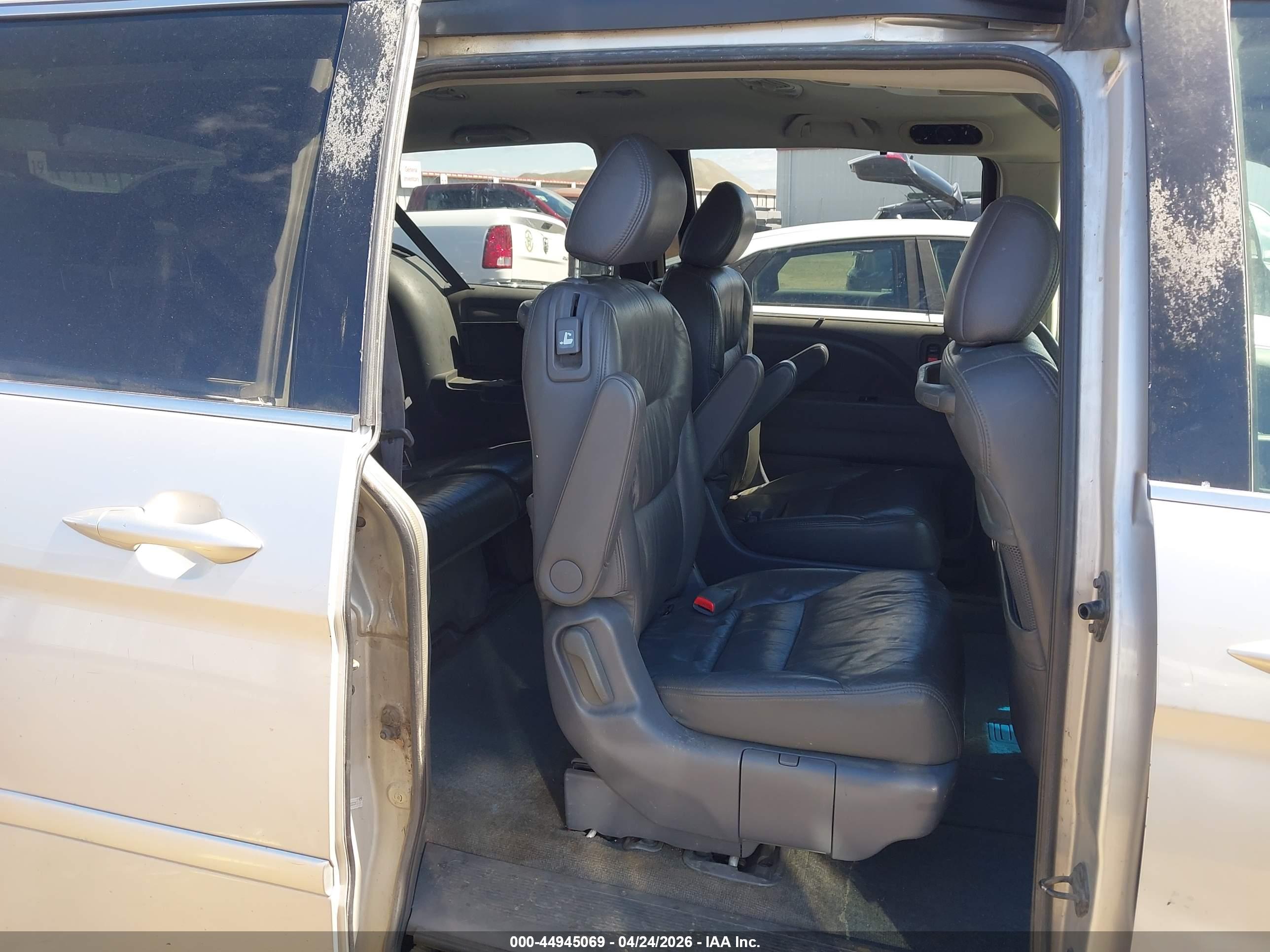 HONDA ODYSSEY image 8