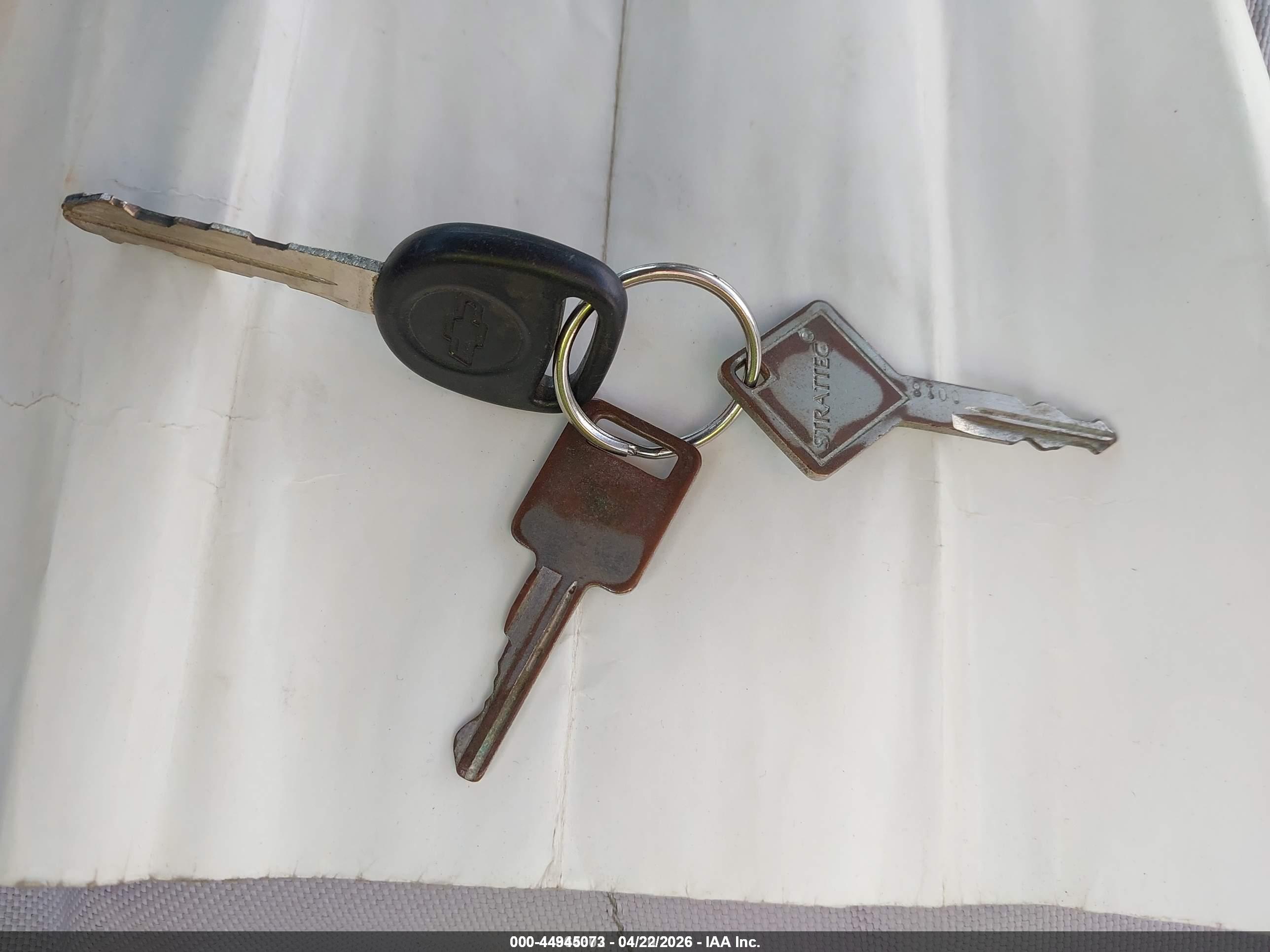 CHEVROLET EXPRESS image 11