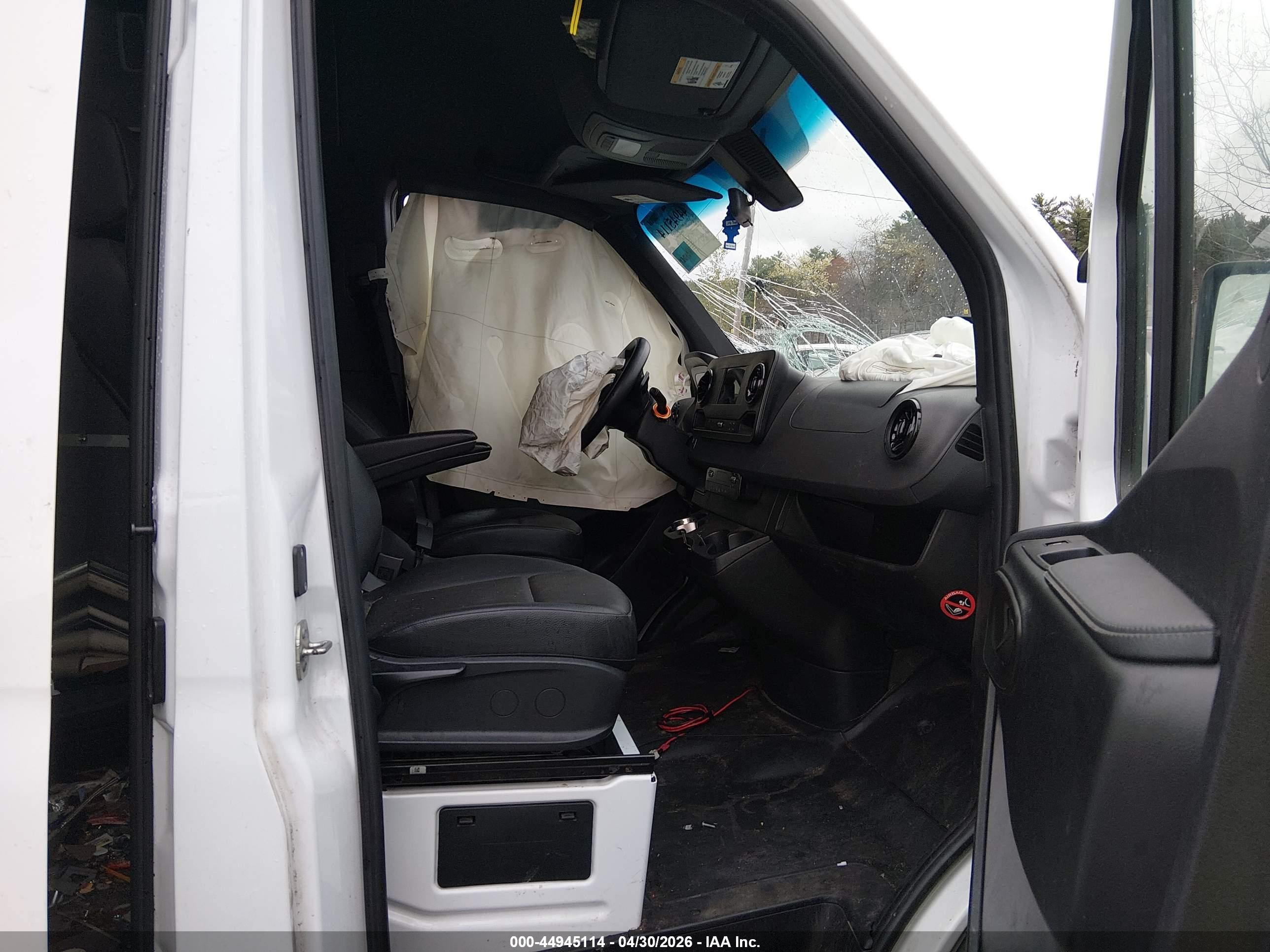 MERCEDES-BENZ SPRINTER image 5