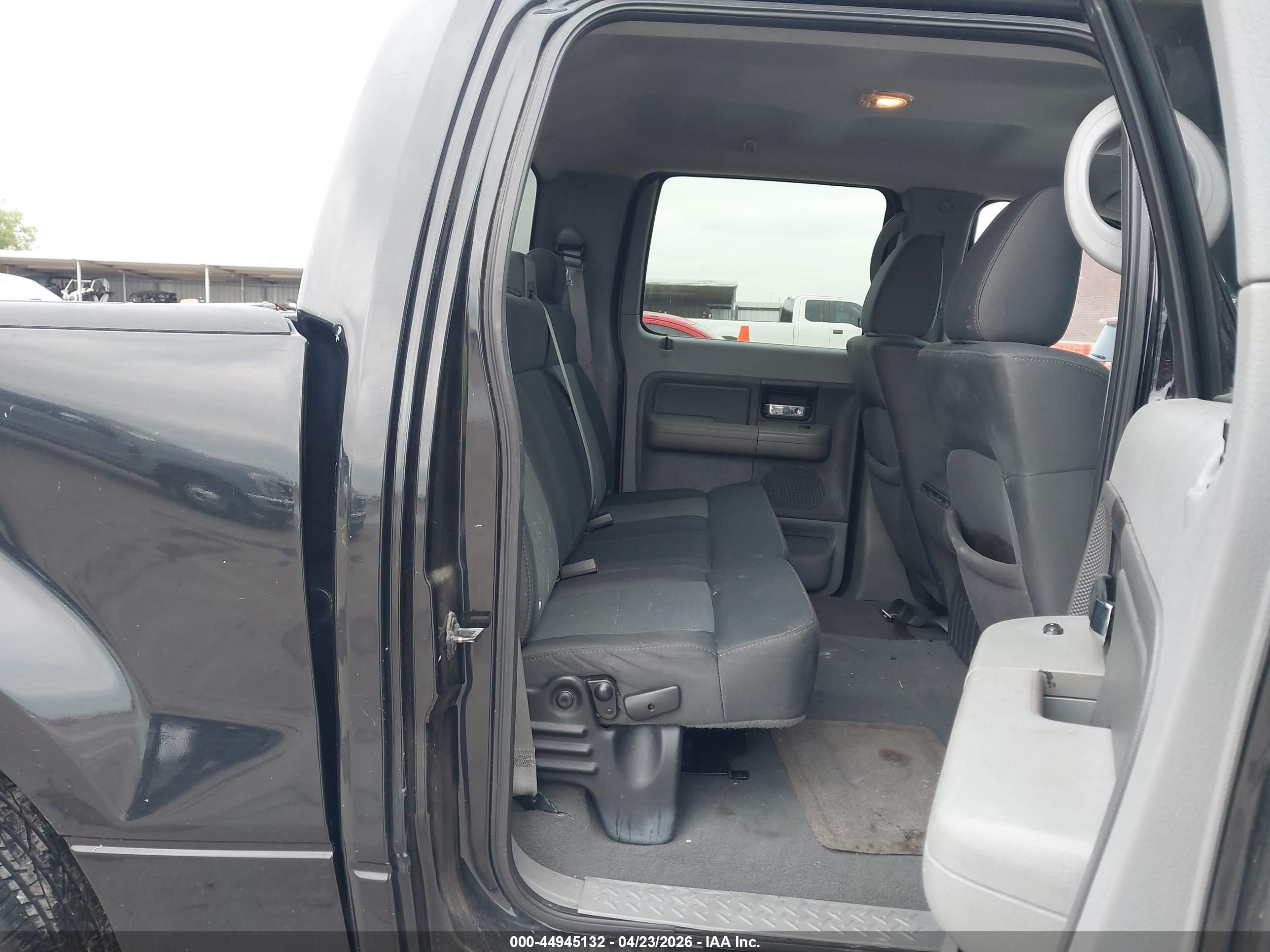 FORD F-150 image 8