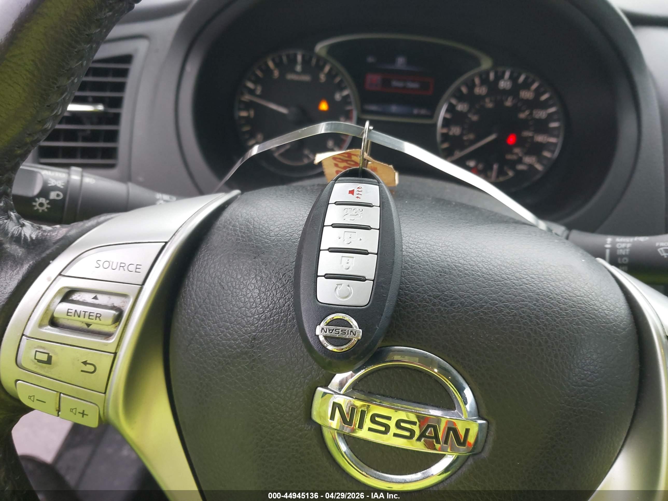 NISSAN ALTIMA image 11