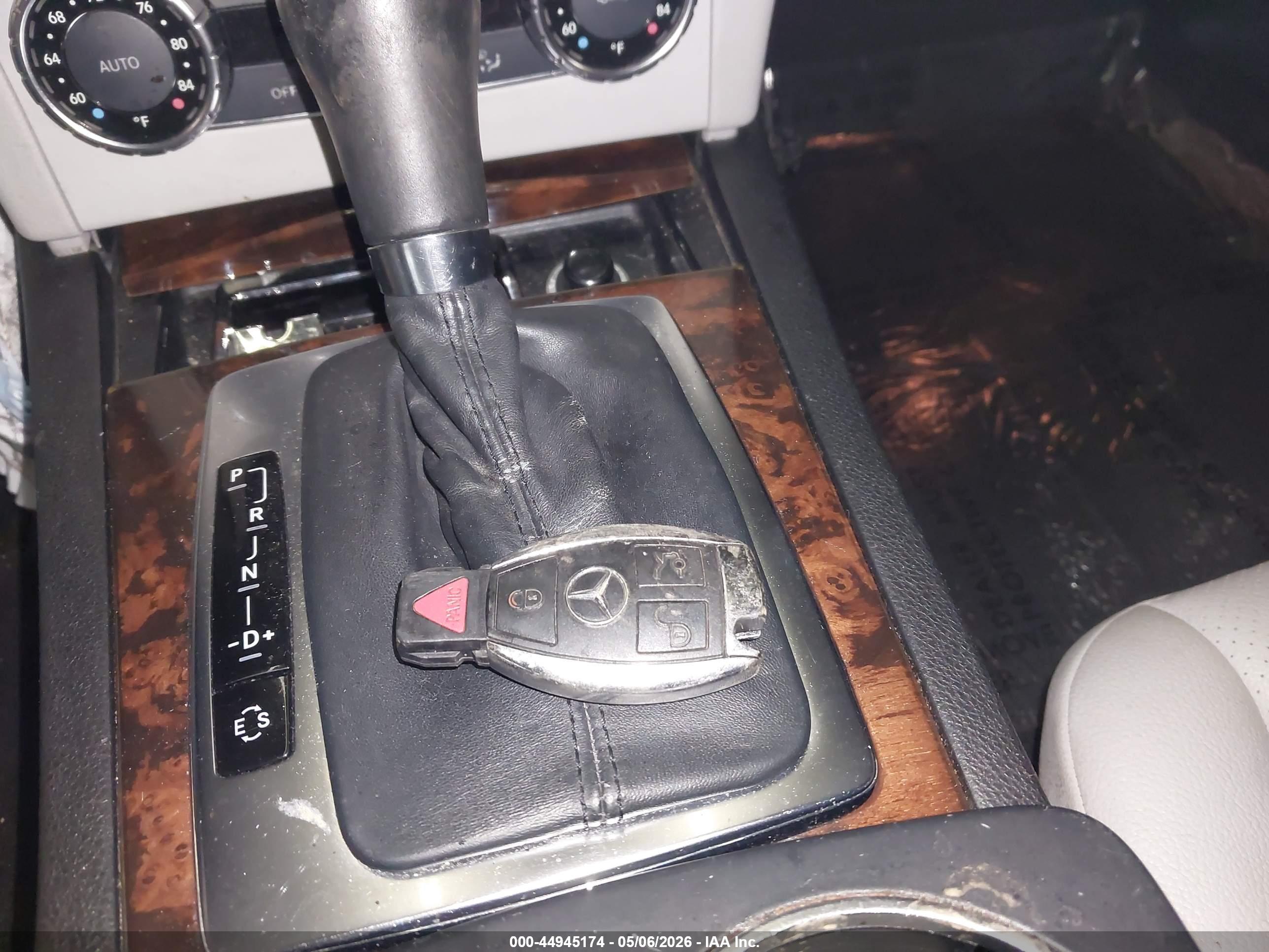 MERCEDES-BENZ C image 11