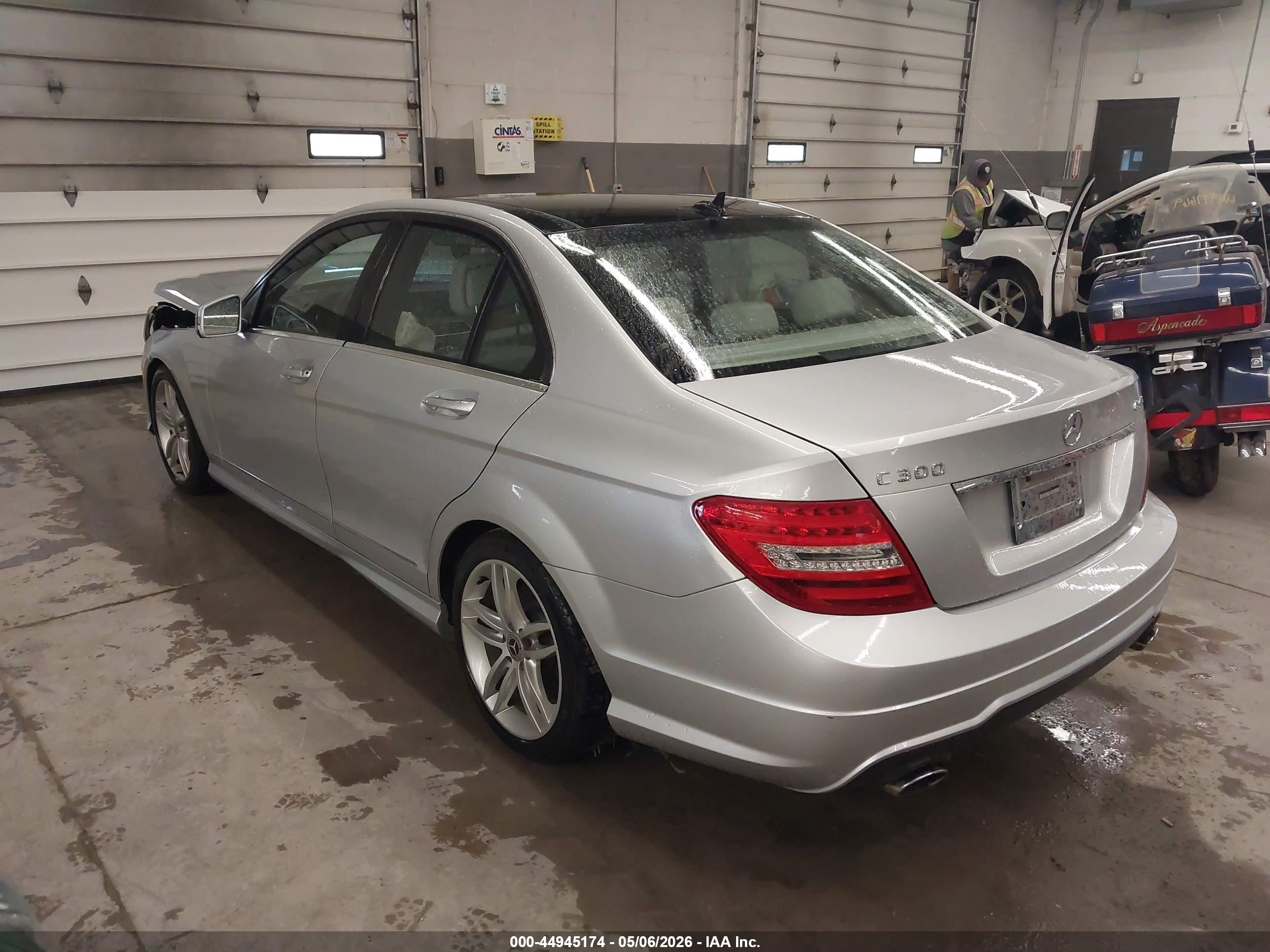 MERCEDES-BENZ C image 3