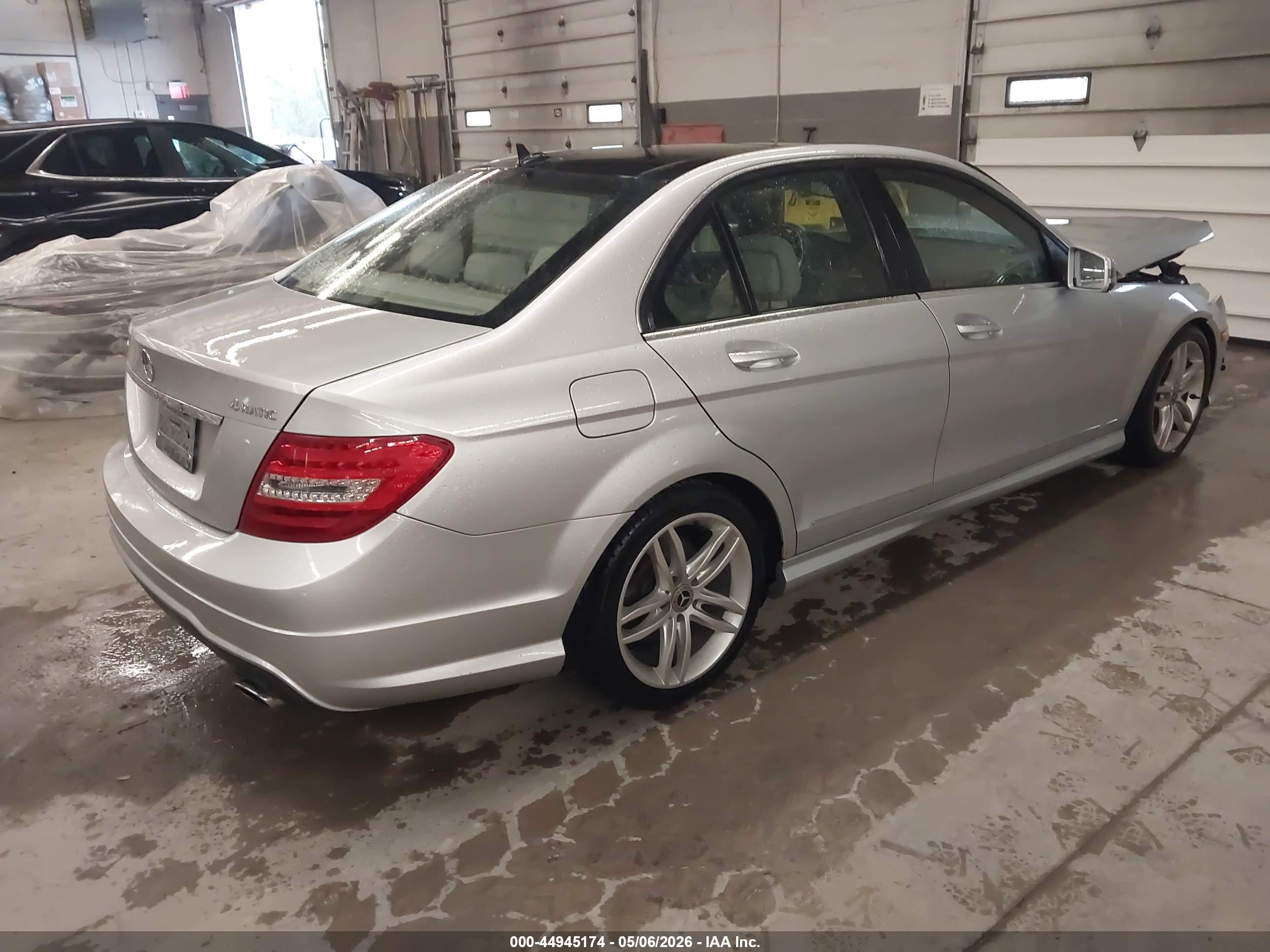 MERCEDES-BENZ C image 4