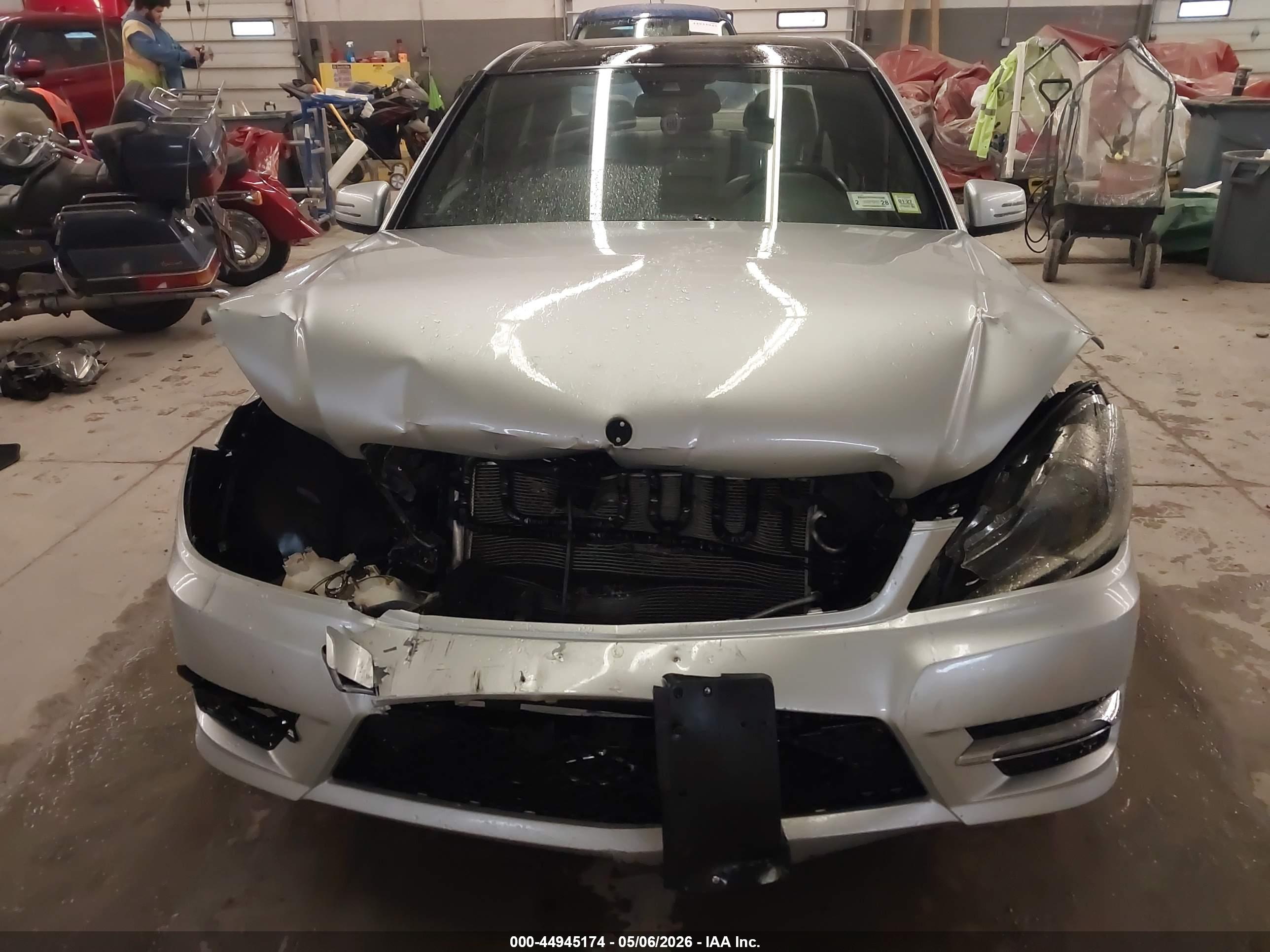 MERCEDES-BENZ C image 6