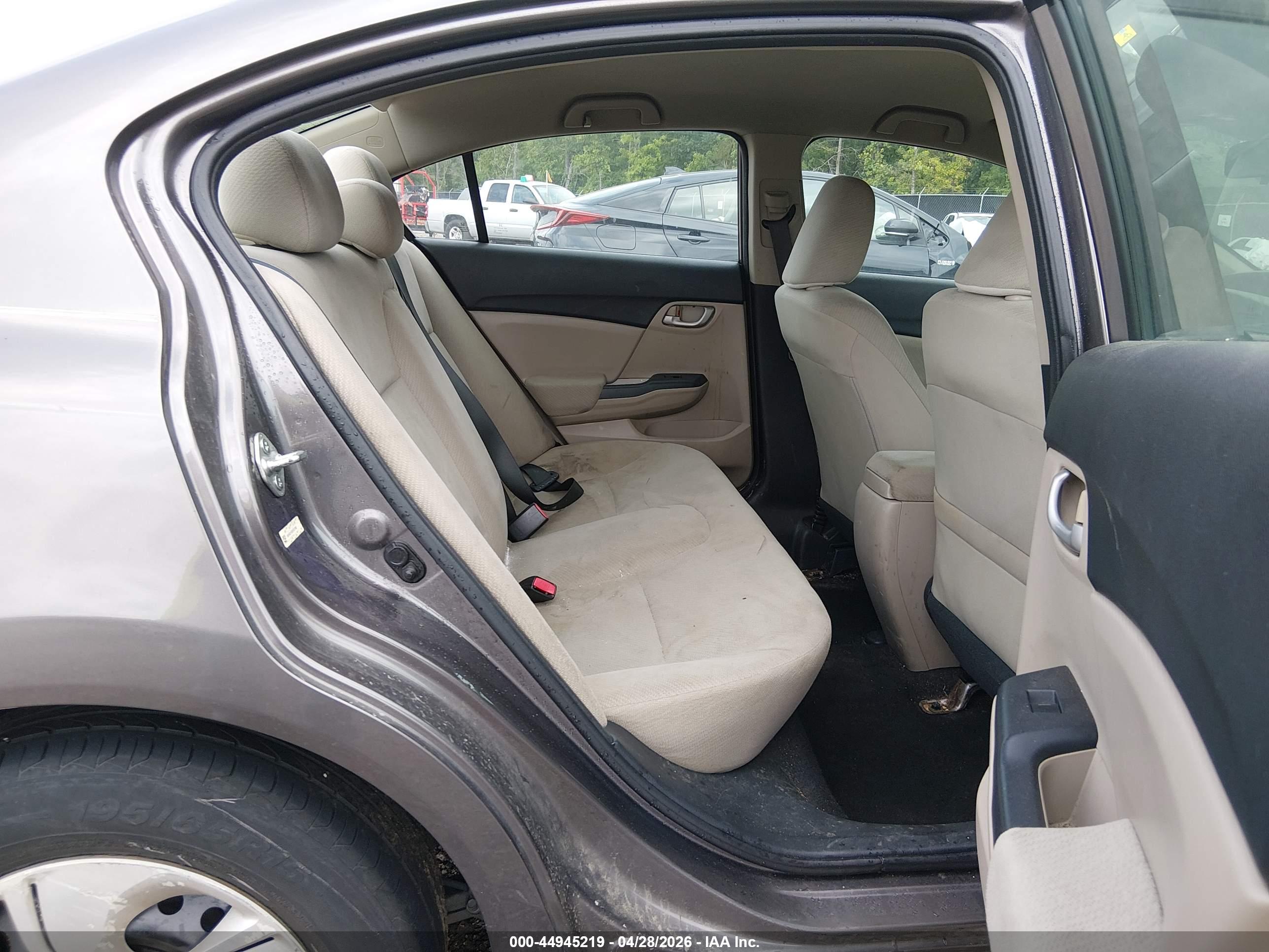 HONDA CIVIC image 8