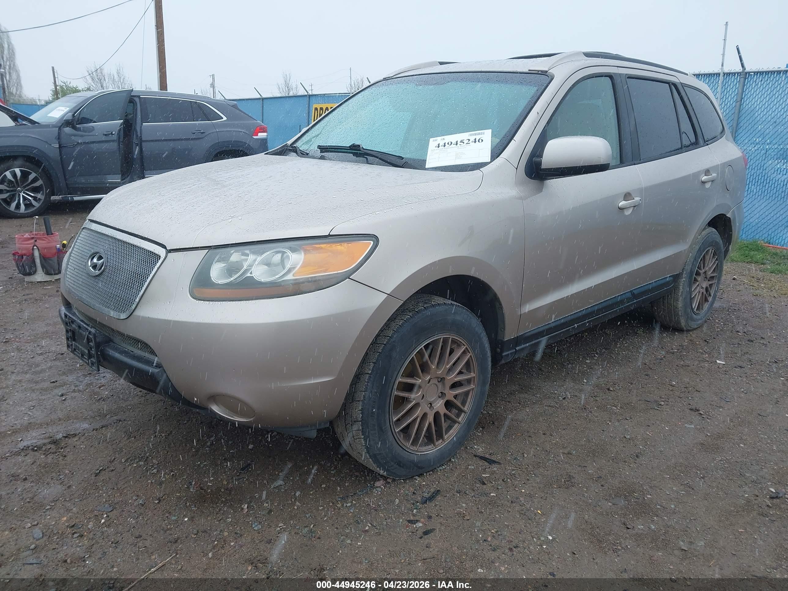 HYUNDAI SANTA image 2