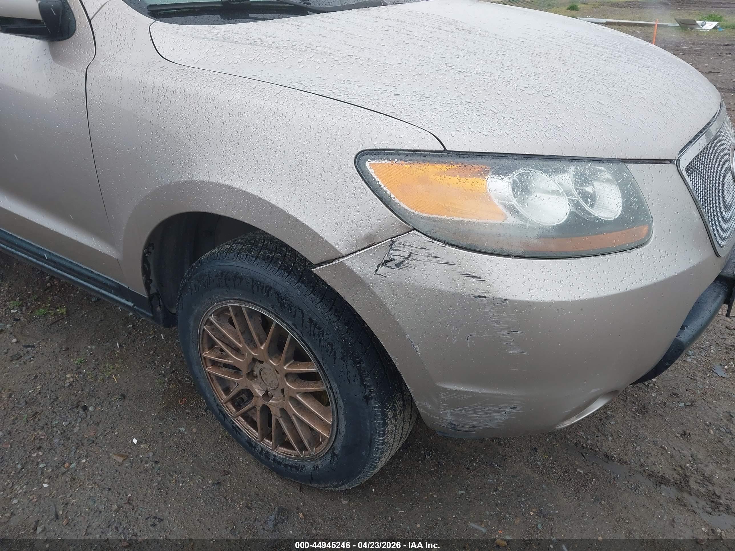 HYUNDAI SANTA image 6
