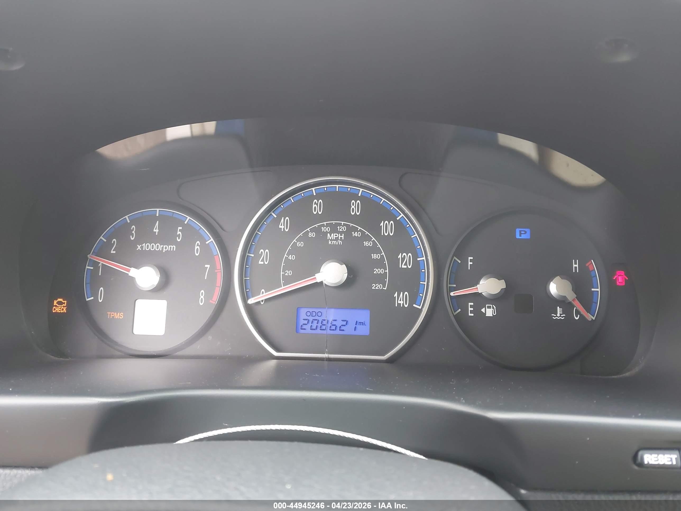 HYUNDAI SANTA image 7