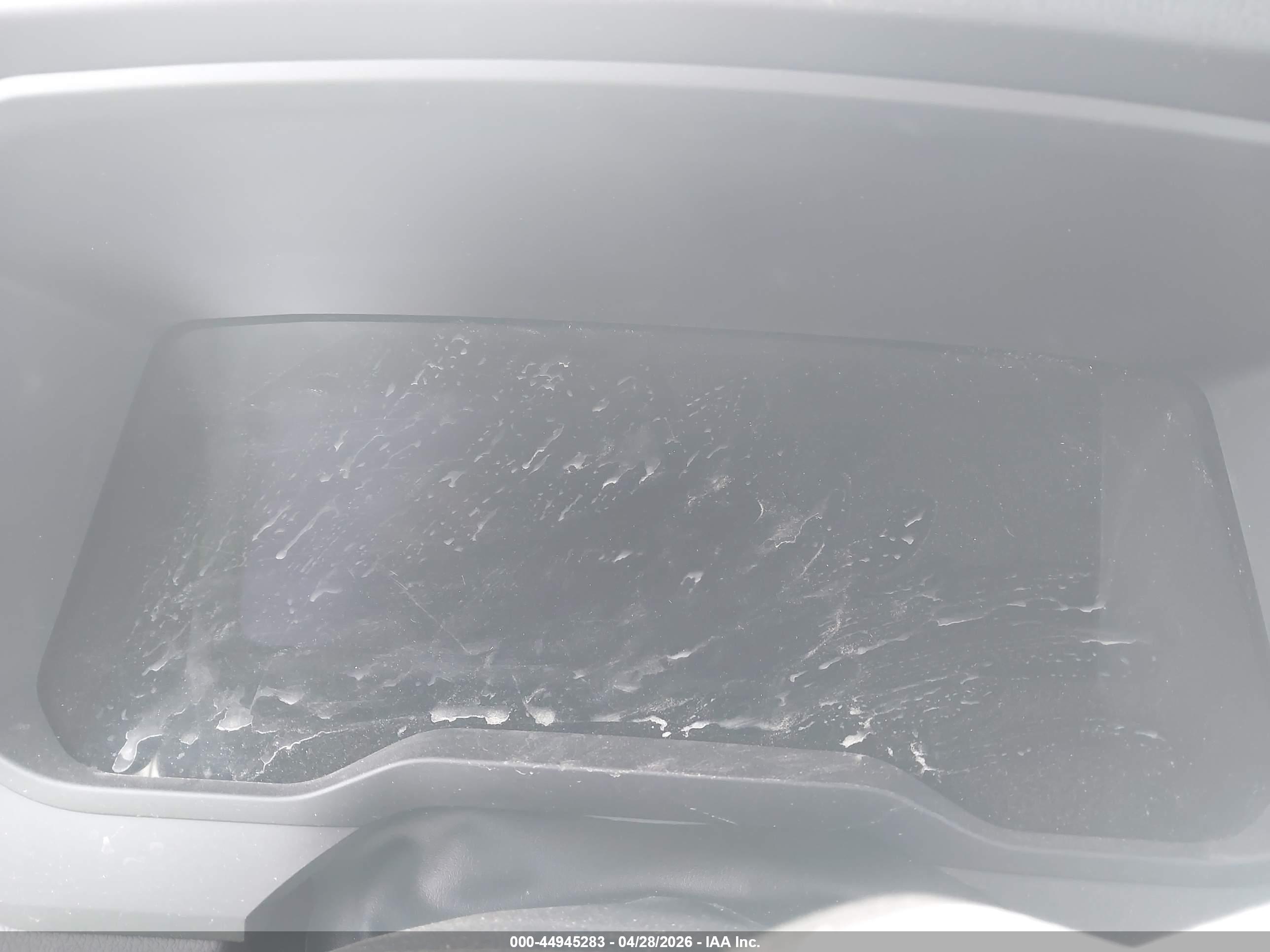 TOYOTA TUNDRA image 7