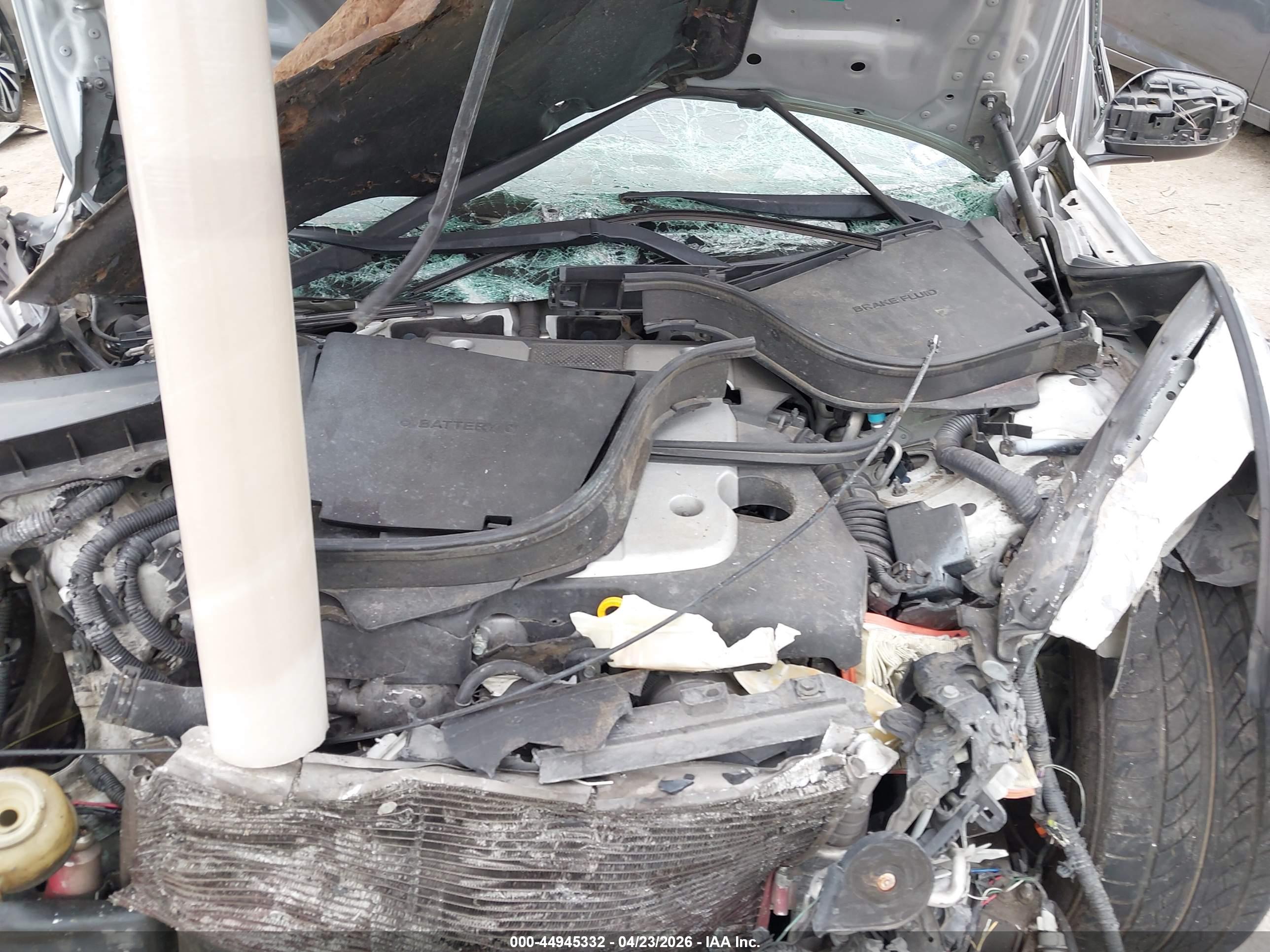 INFINITI Q40 image 10