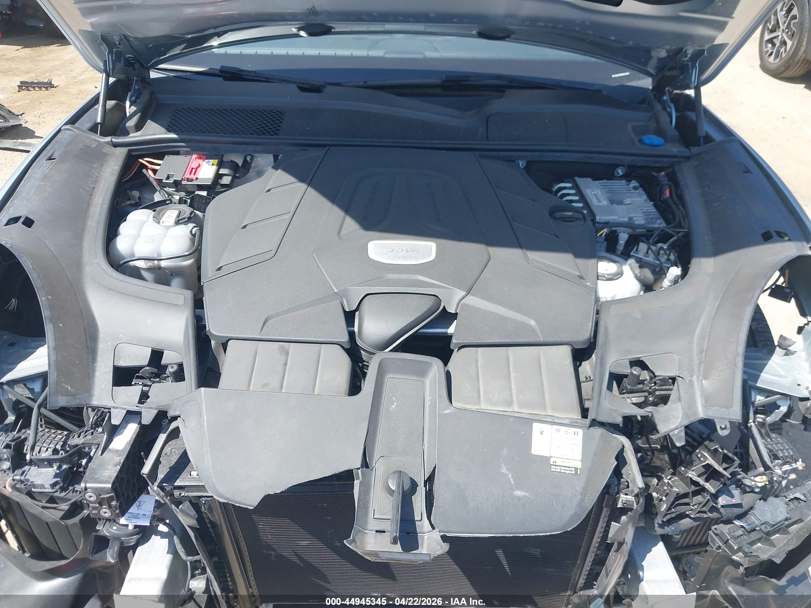 PORSCHE CAYENNE image 10