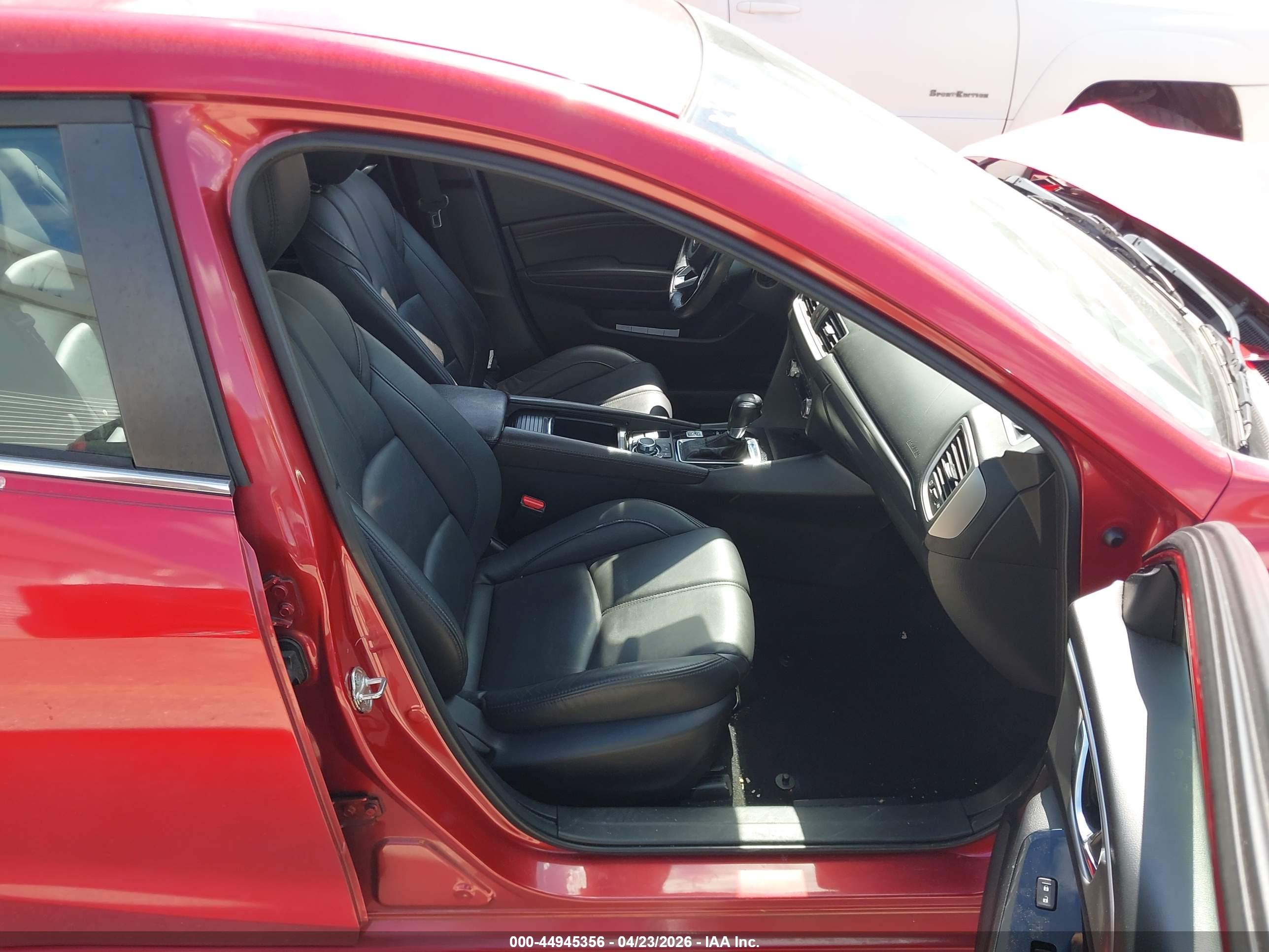 MAZDA MAZDA3 image 5