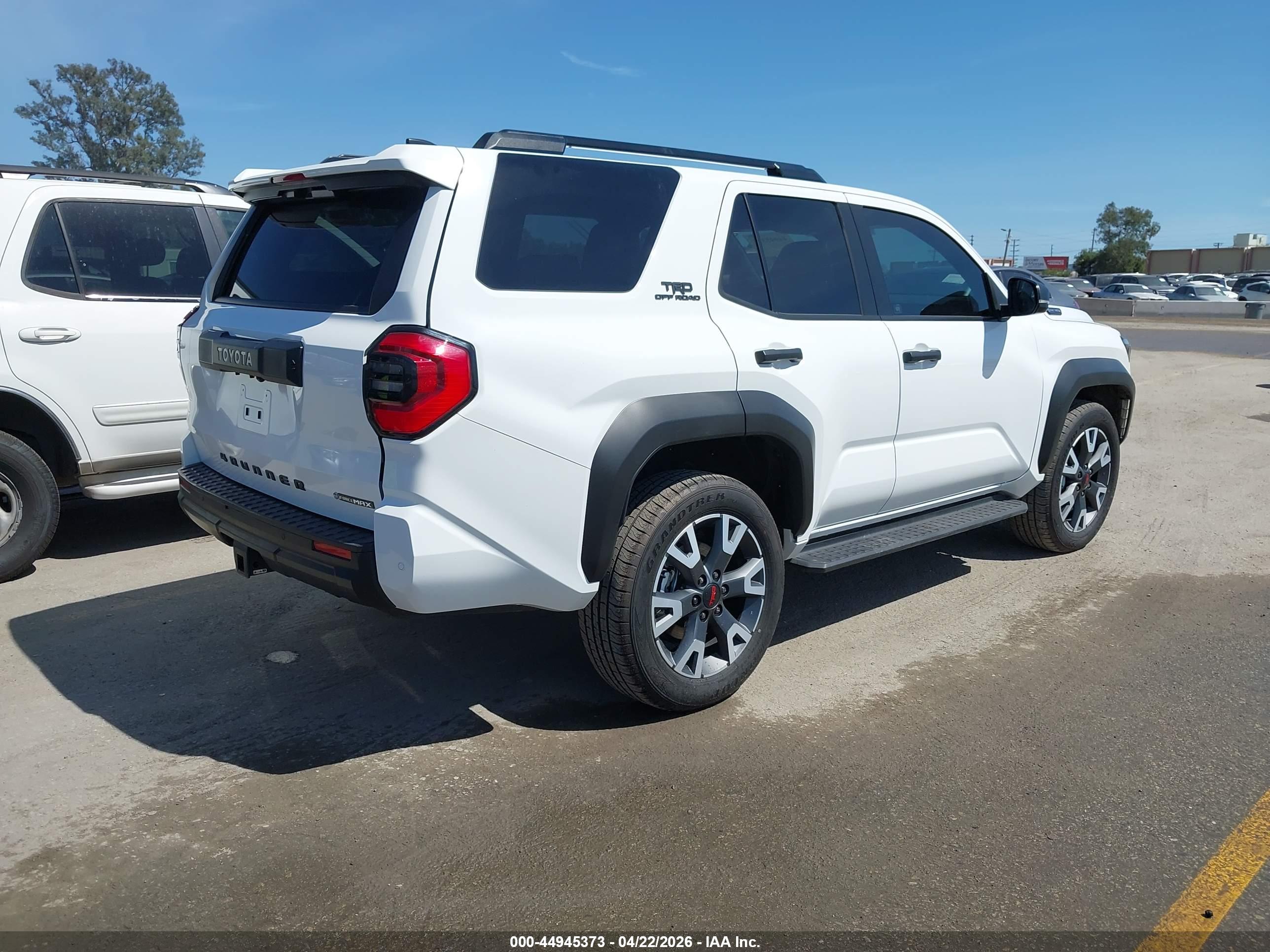 TOYOTA 4RUNNER image 4