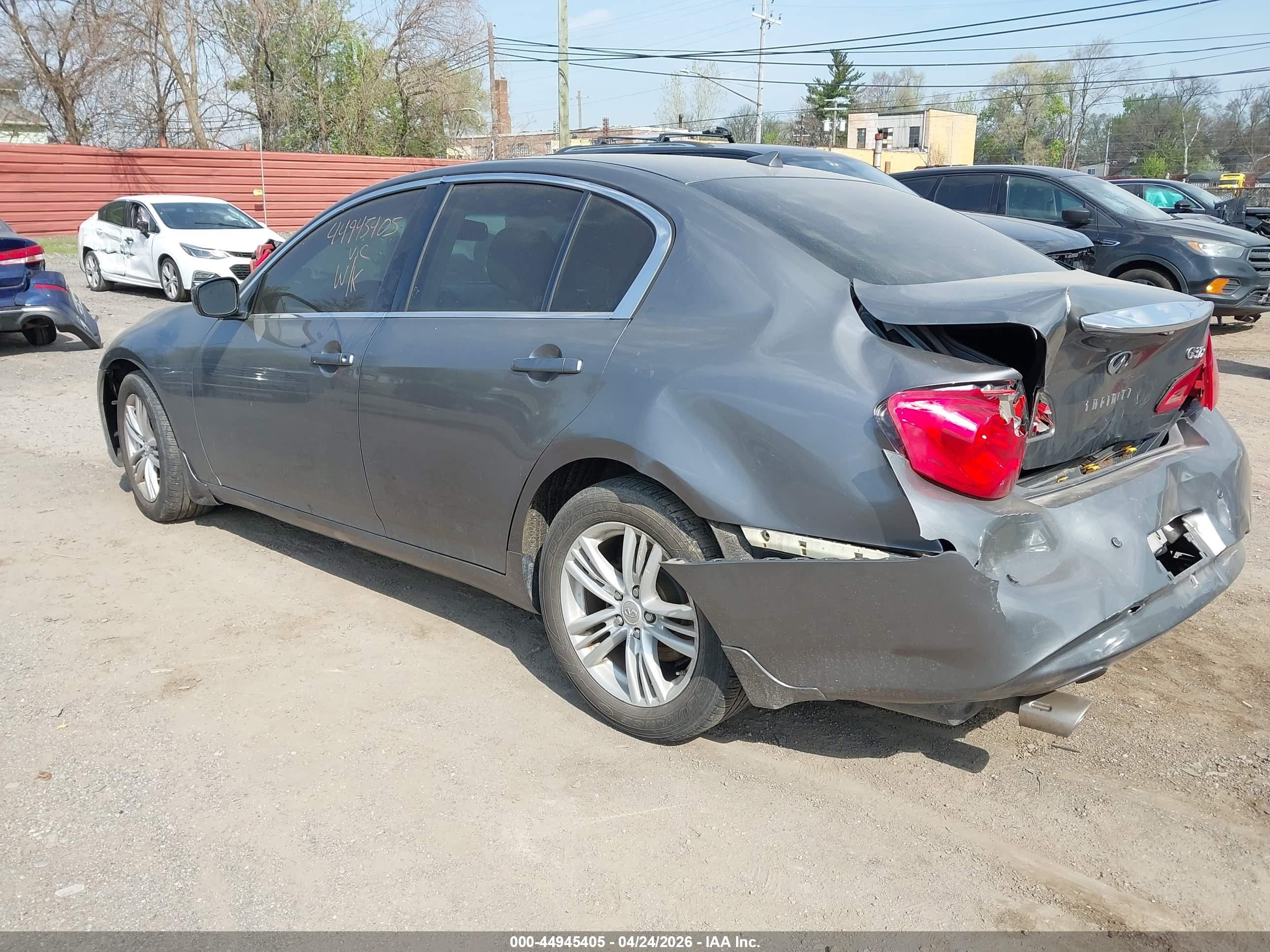 INFINITI G37X image 3