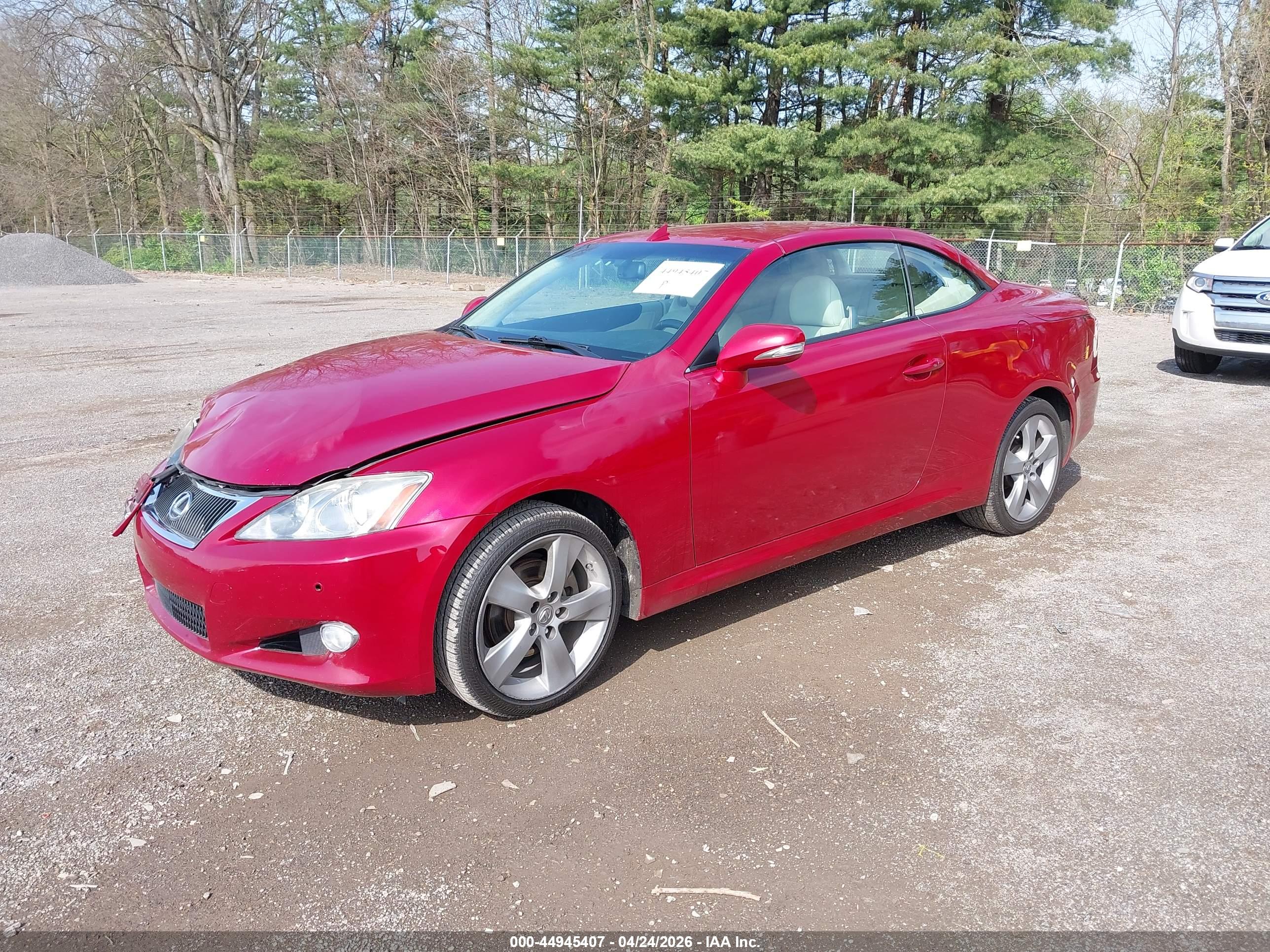 LEXUS IS image 2