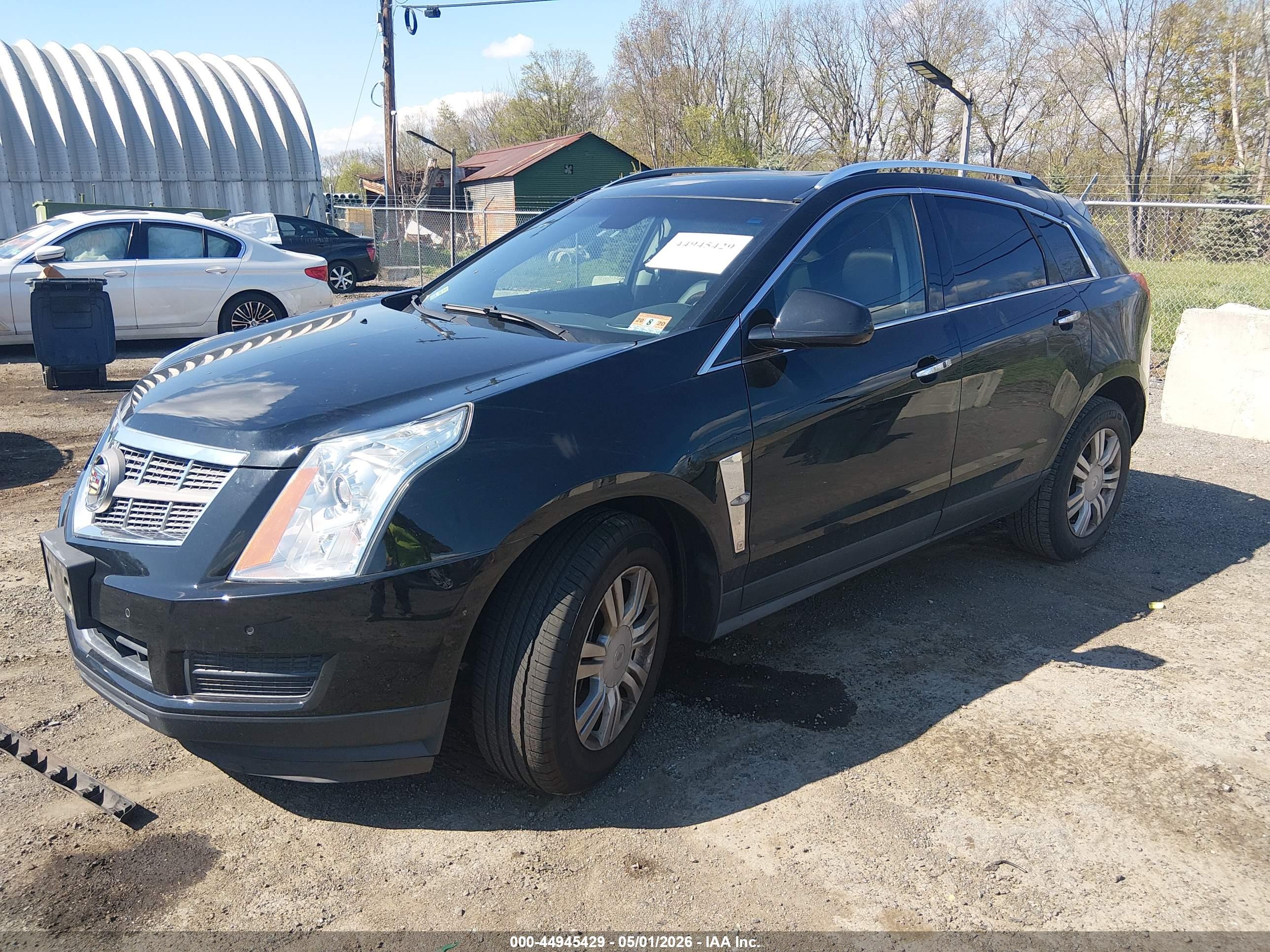 CADILLAC SRX image 2