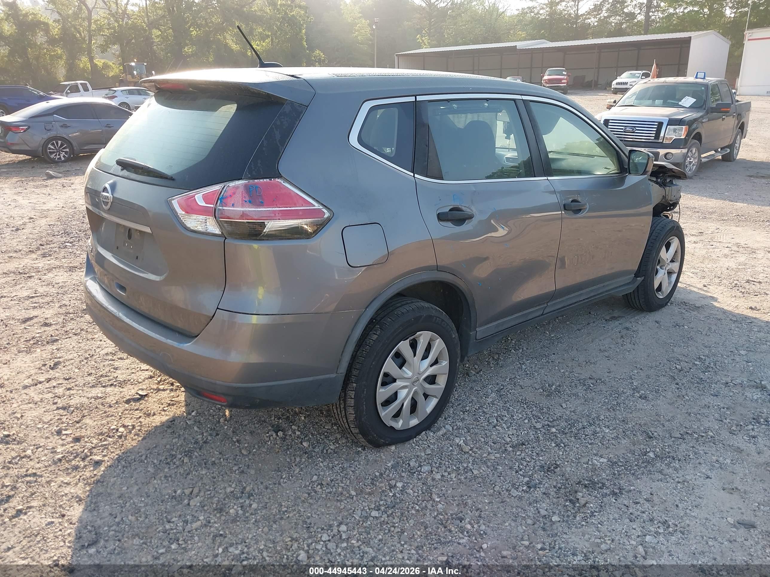 NISSAN ROGUE image 4