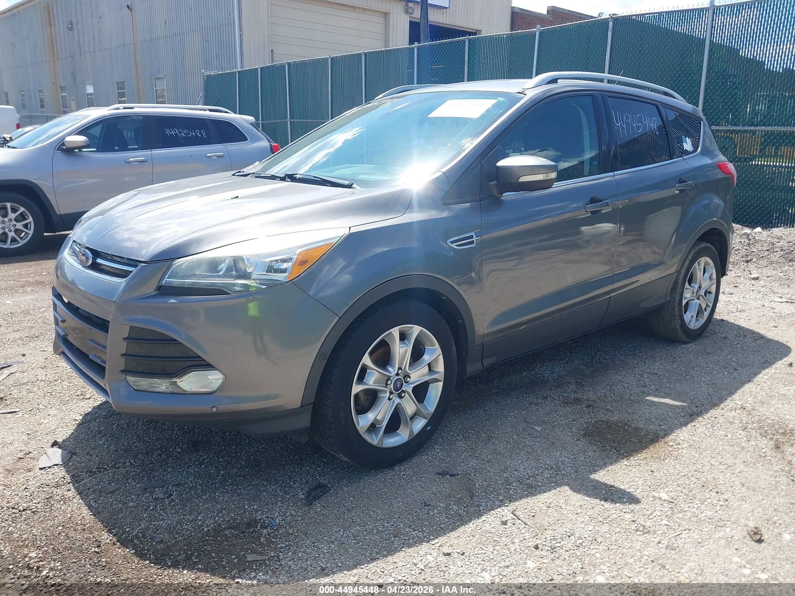 FORD ESCAPE image 2