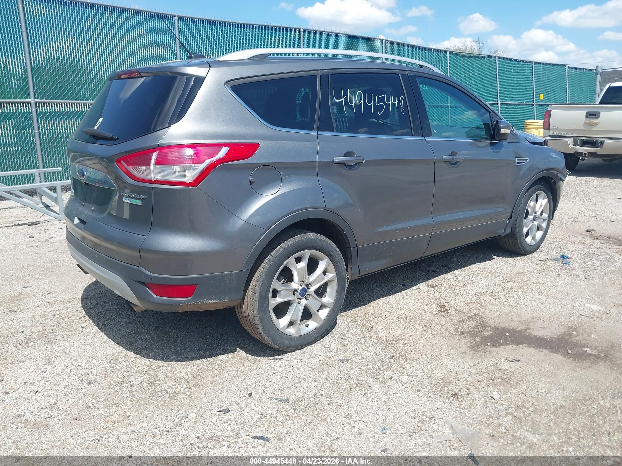 FORD ESCAPE image 4