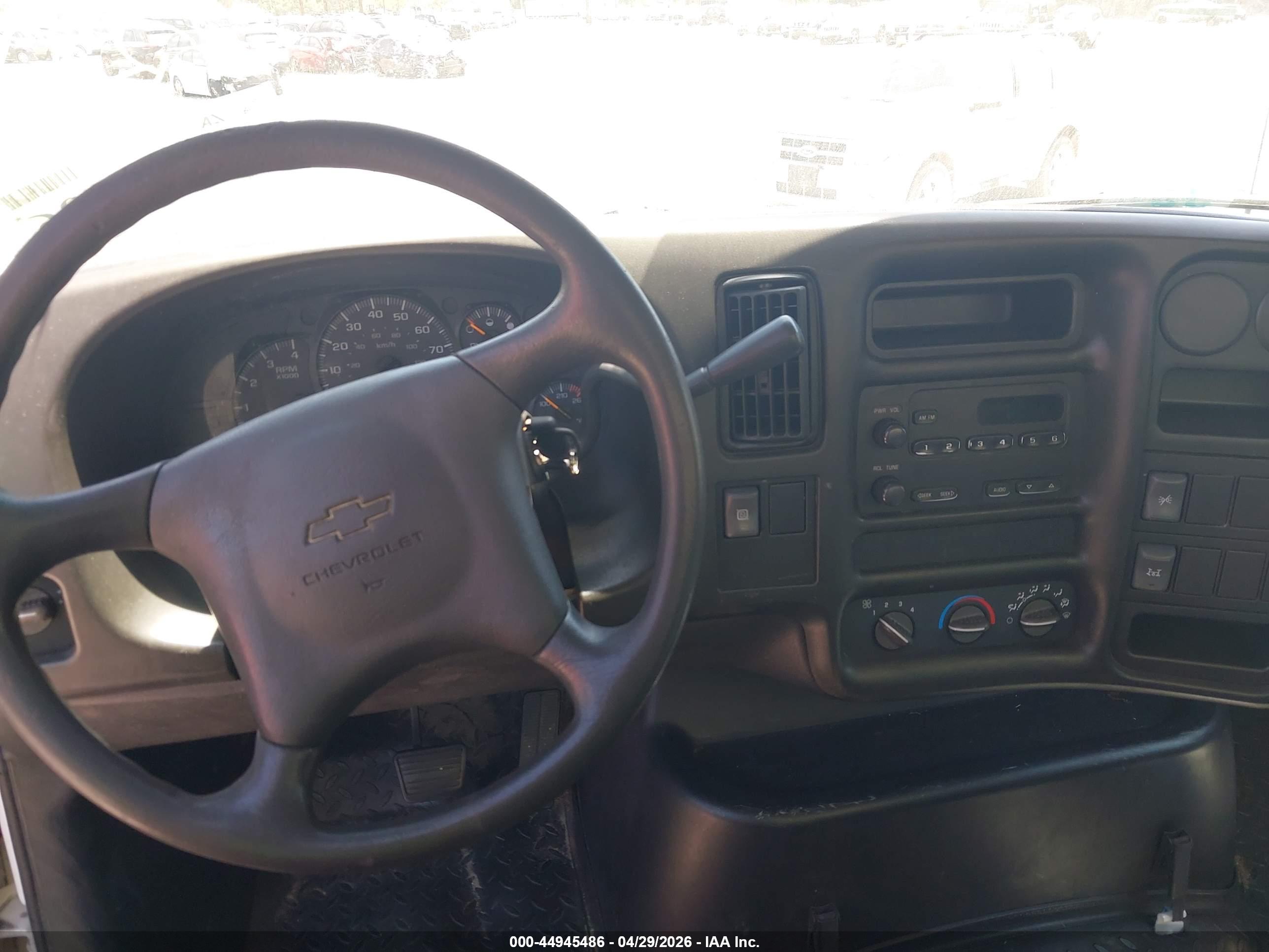 CHEVROLET CC6500 image 8