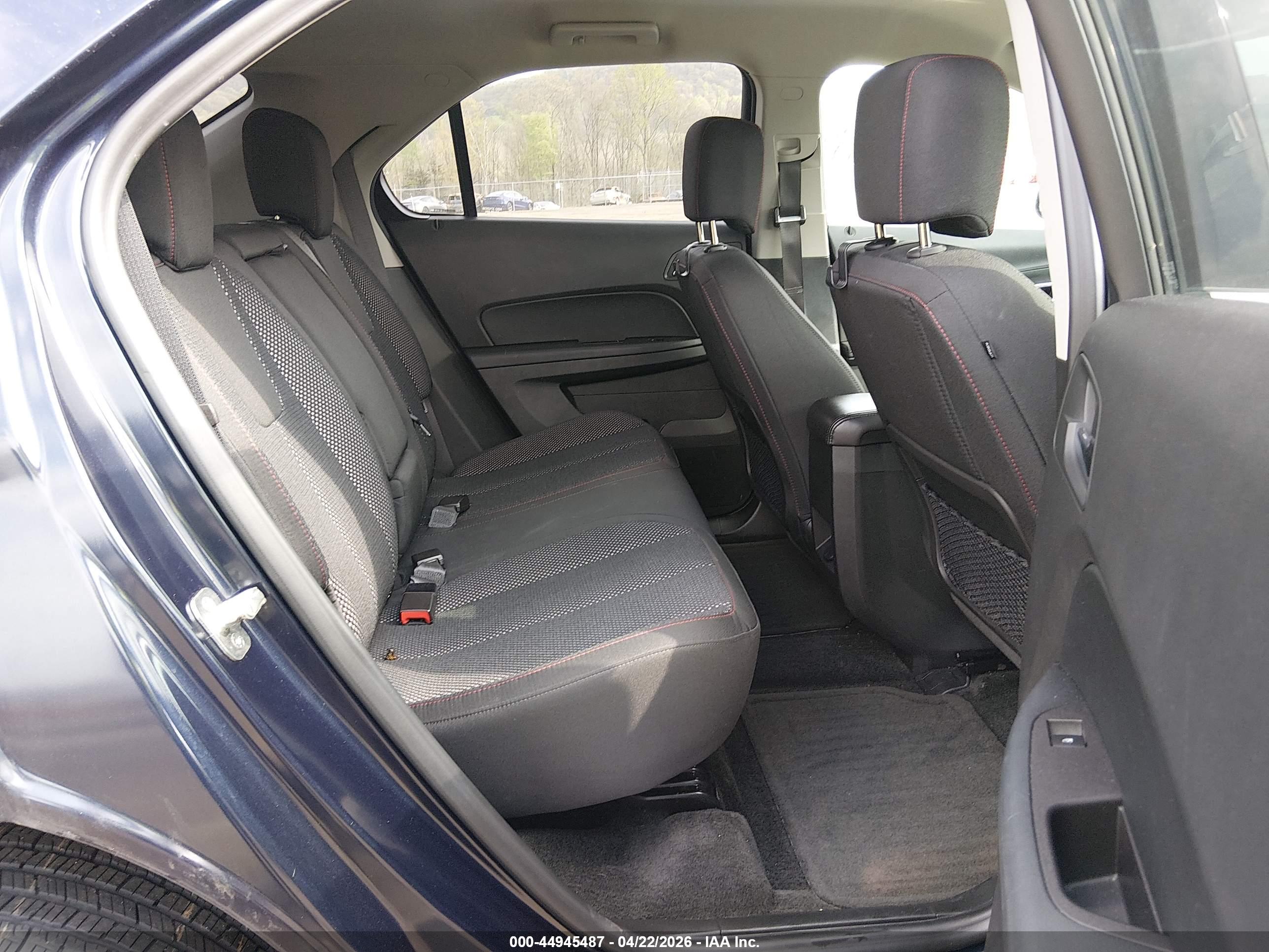 CHEVROLET EQUINOX image 8