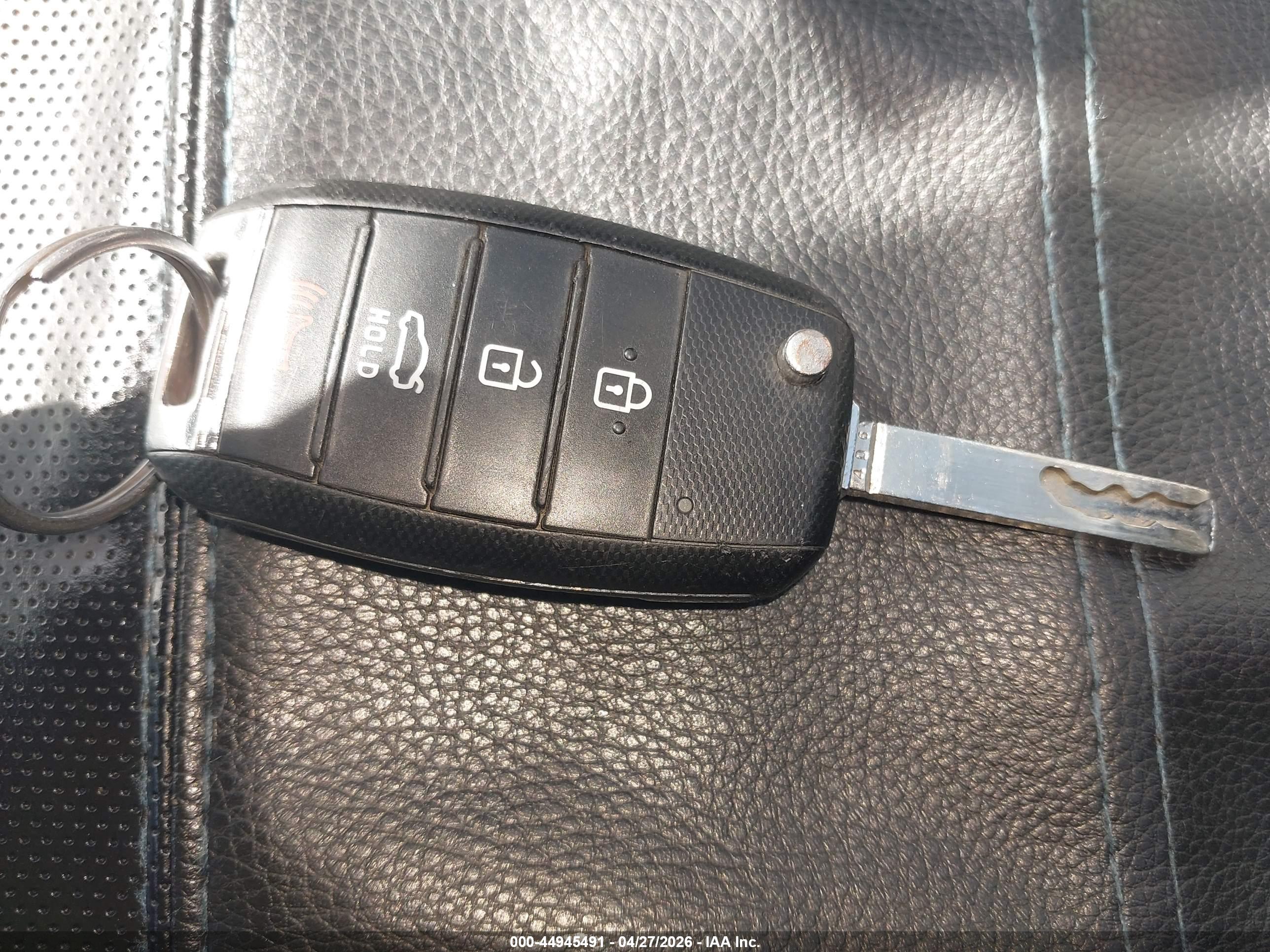 KIA RIO image 11