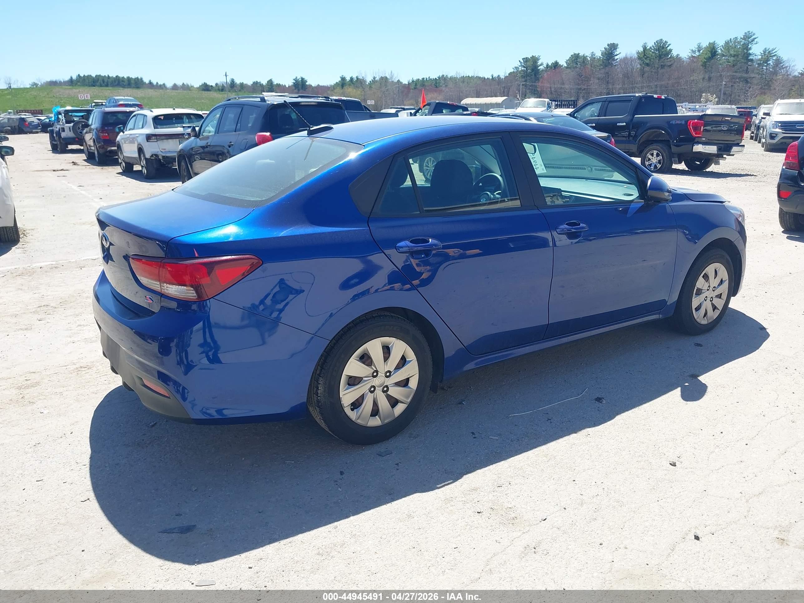 KIA RIO image 4