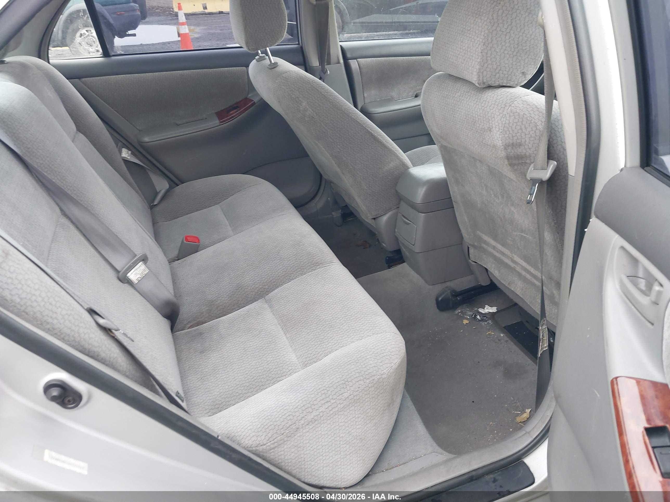TOYOTA COROLLA image 8