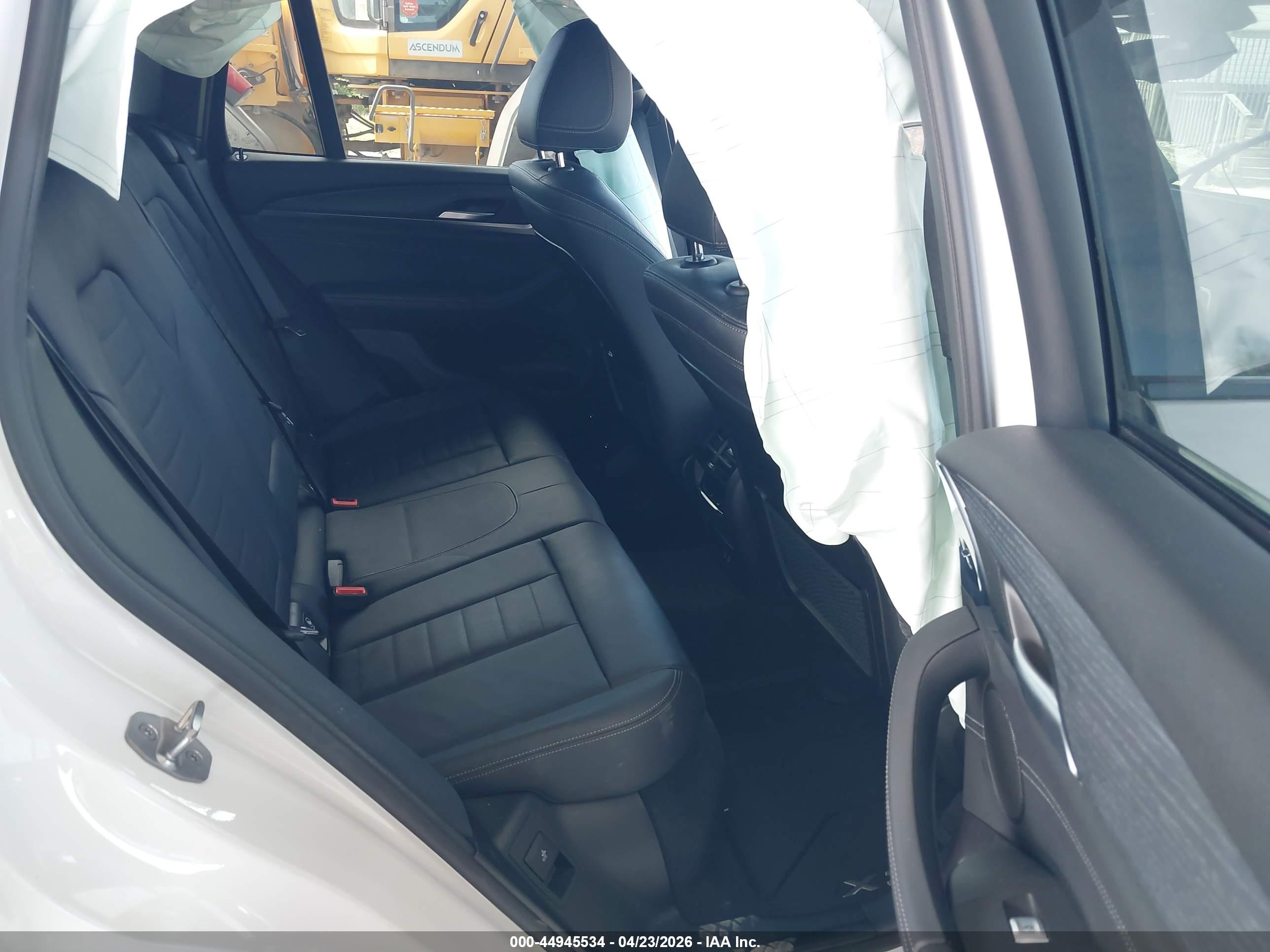 BMW X3 image 8