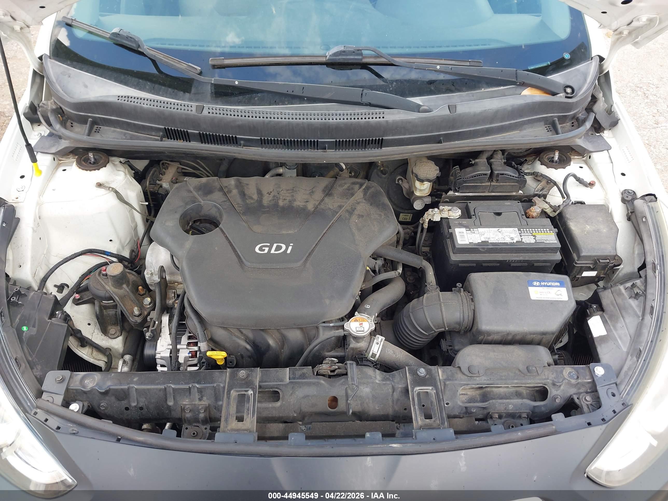 HYUNDAI ACCENT image 10