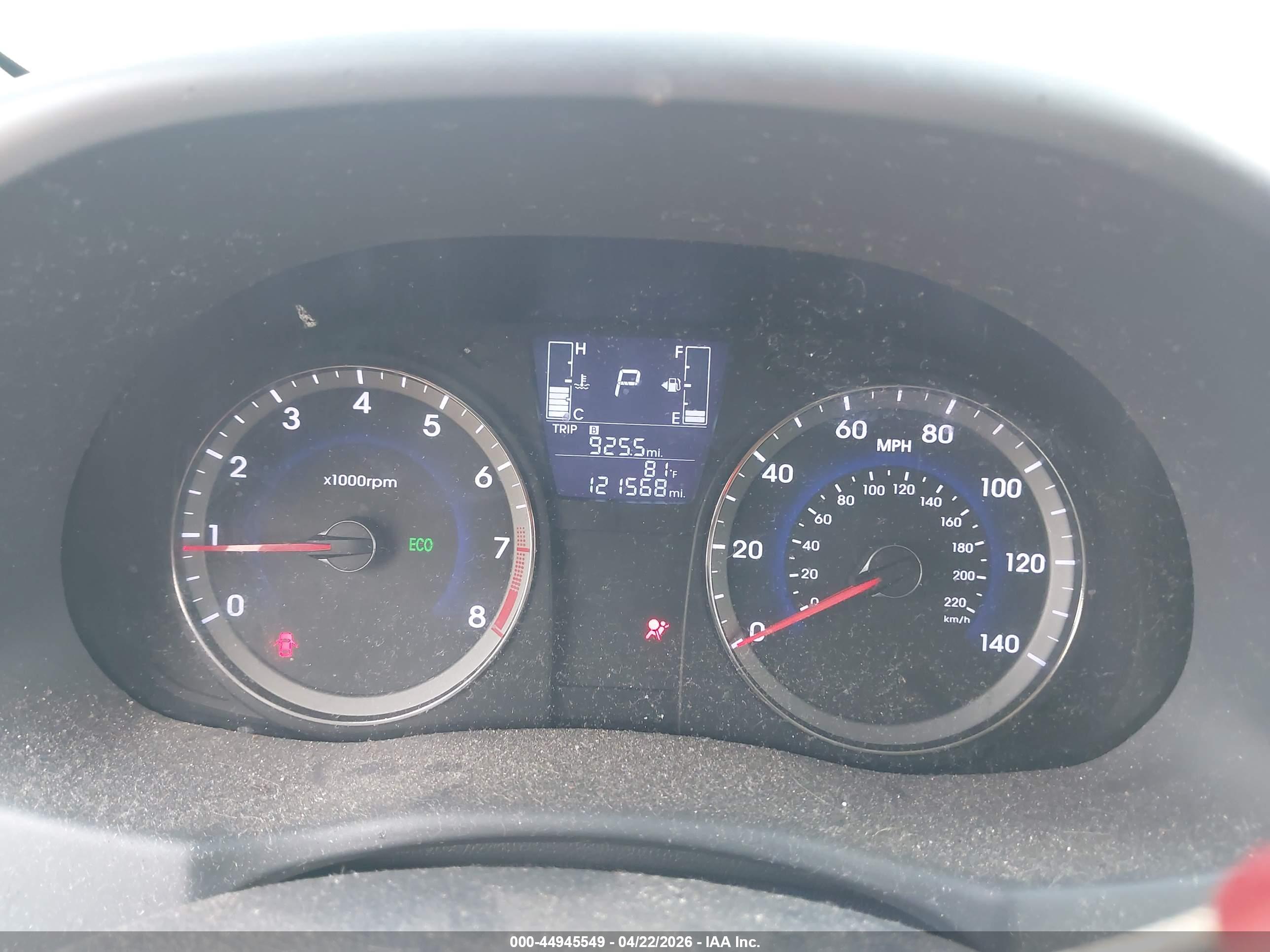 HYUNDAI ACCENT image 7