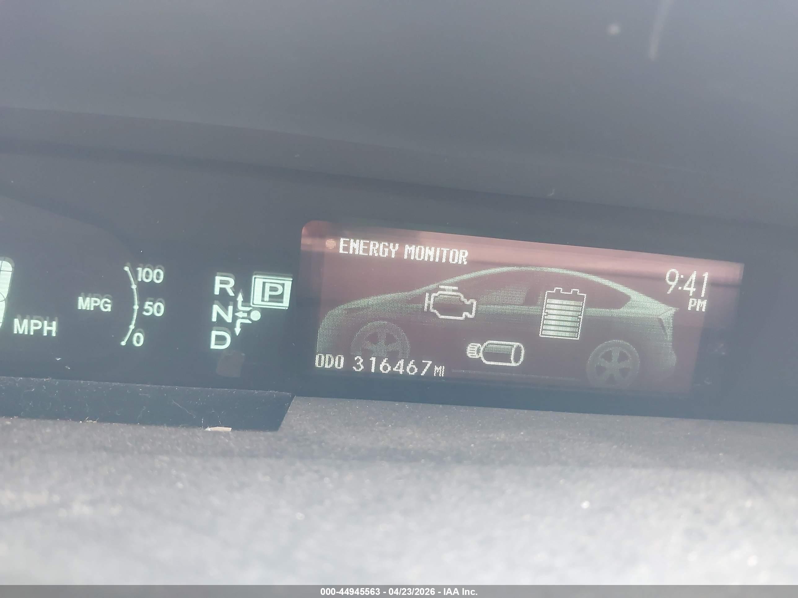 TOYOTA PRIUS image 7