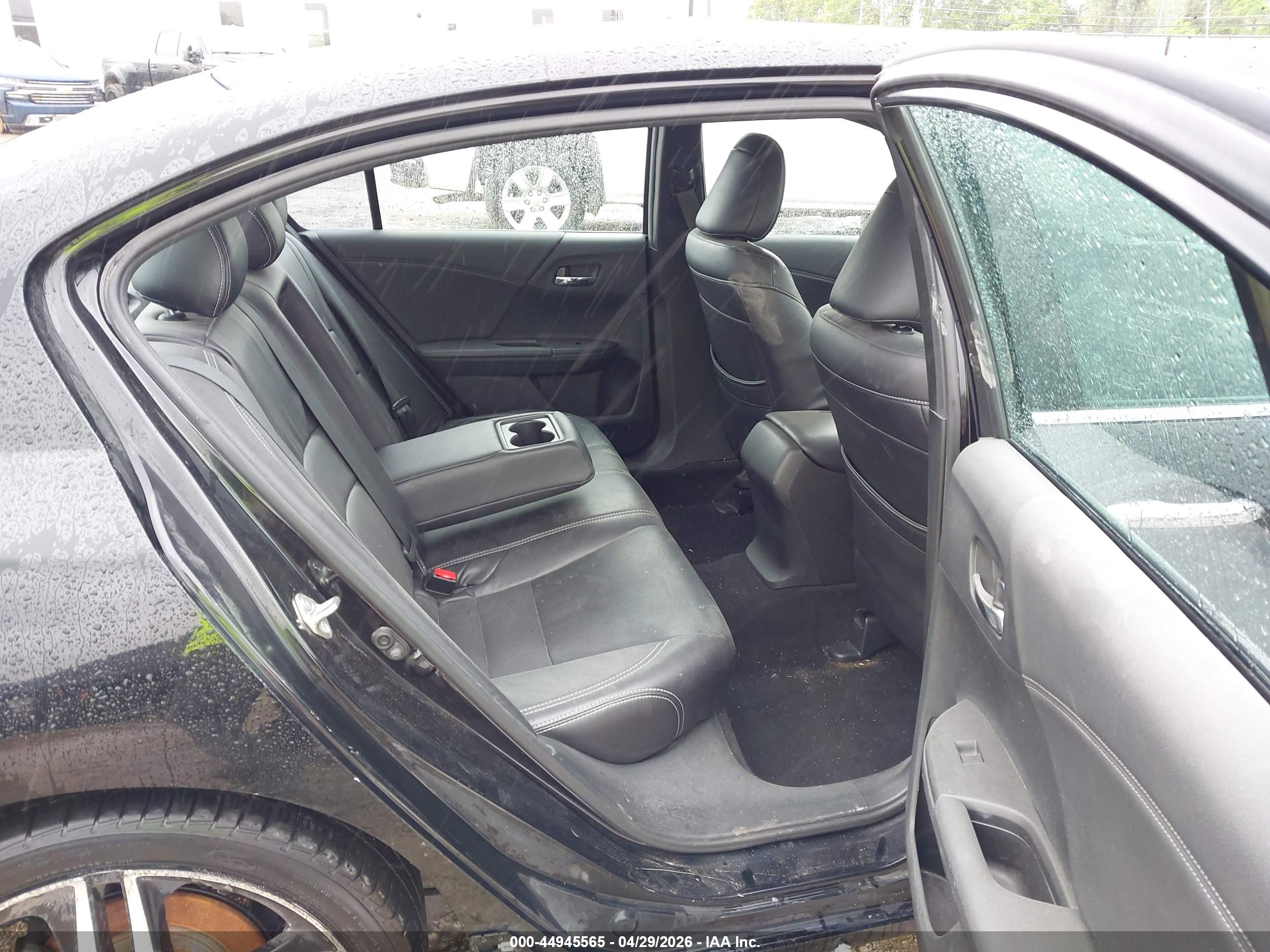 HONDA ACCORD image 8