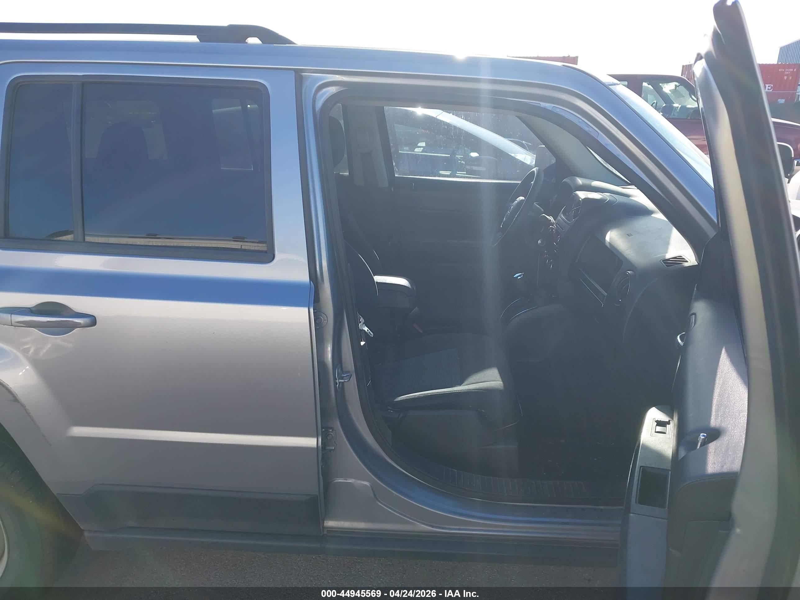 JEEP PATRIOT image 5