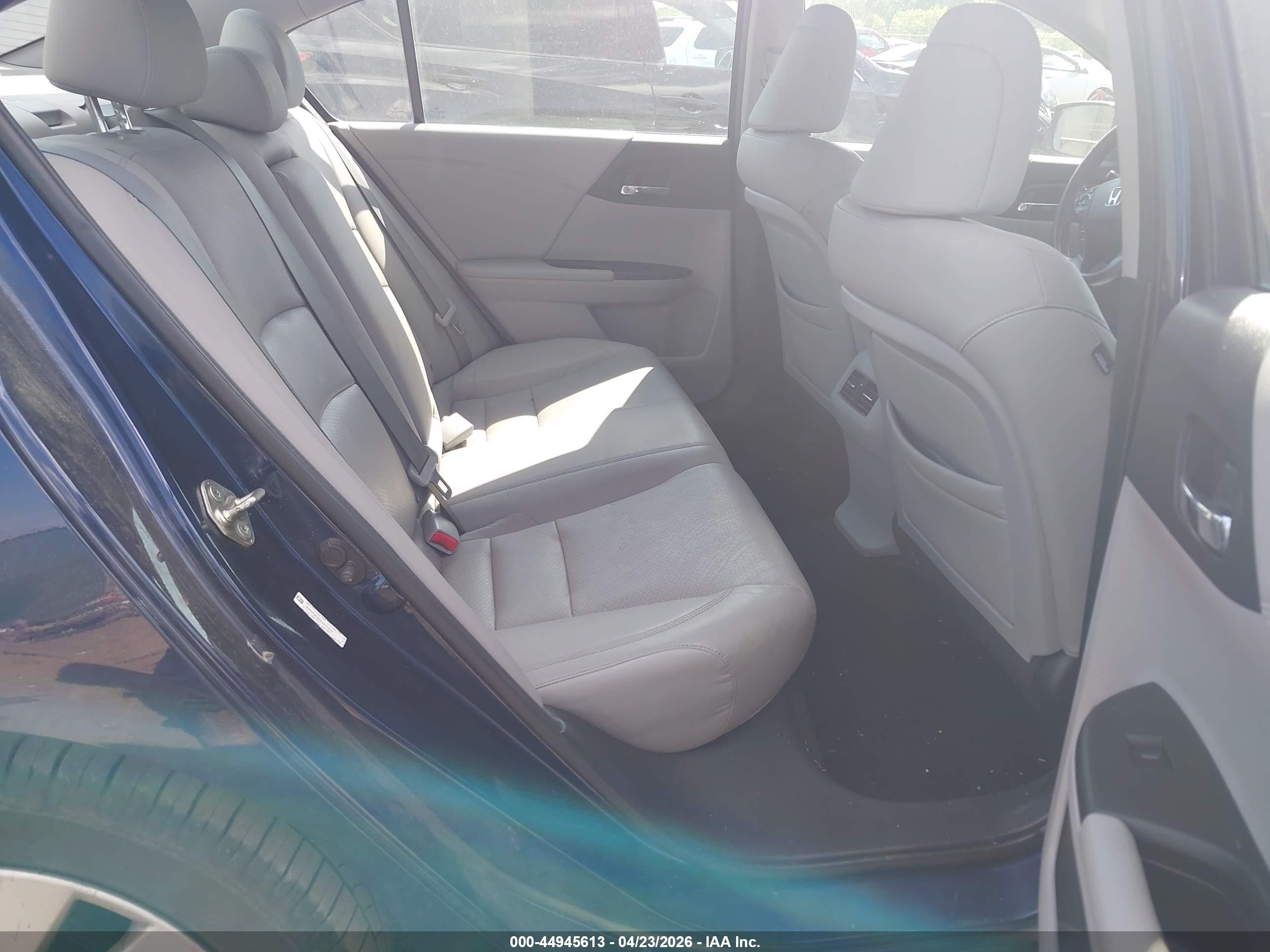 HONDA ACCORD image 8