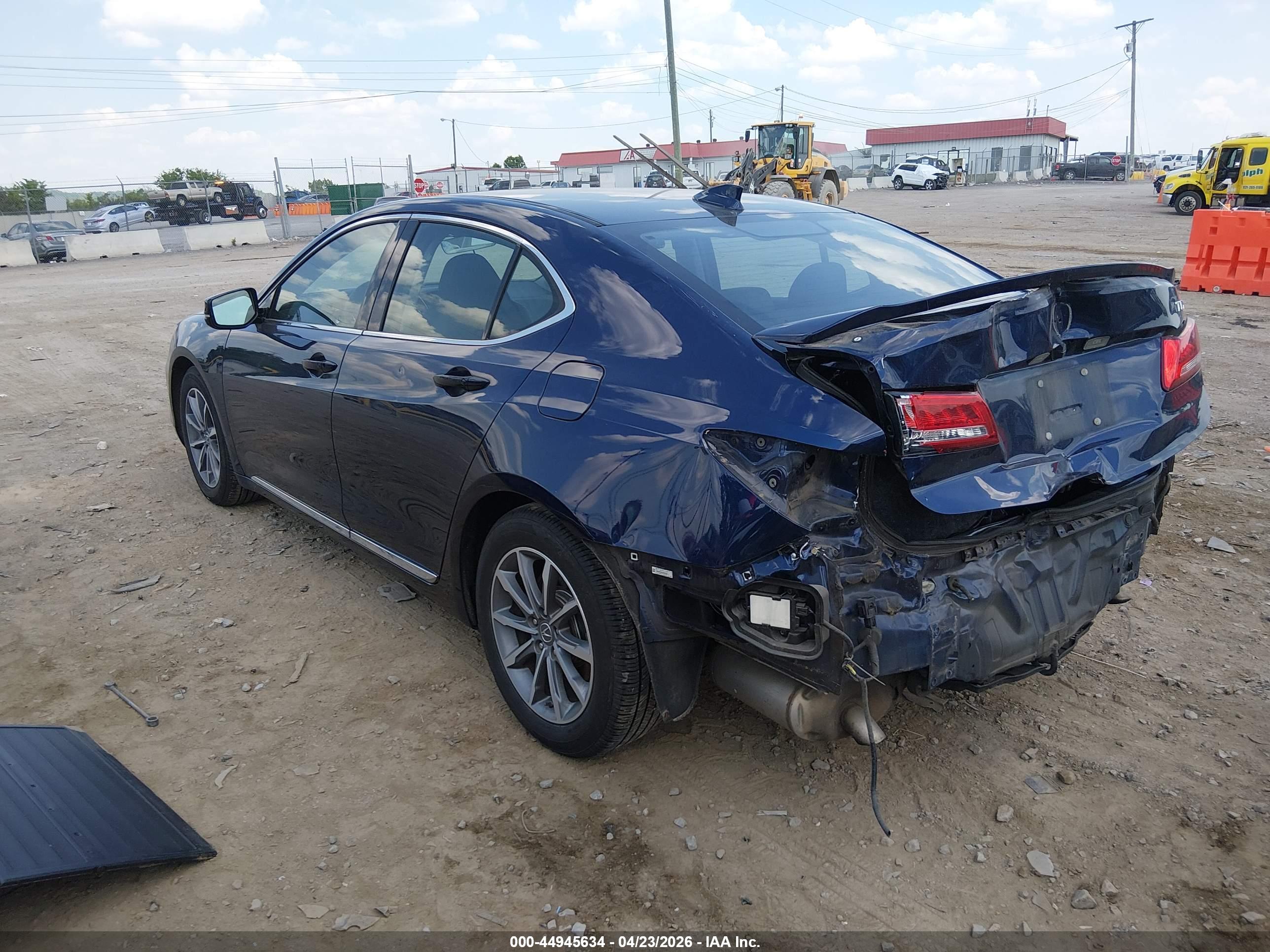 ACURA TLX image 3