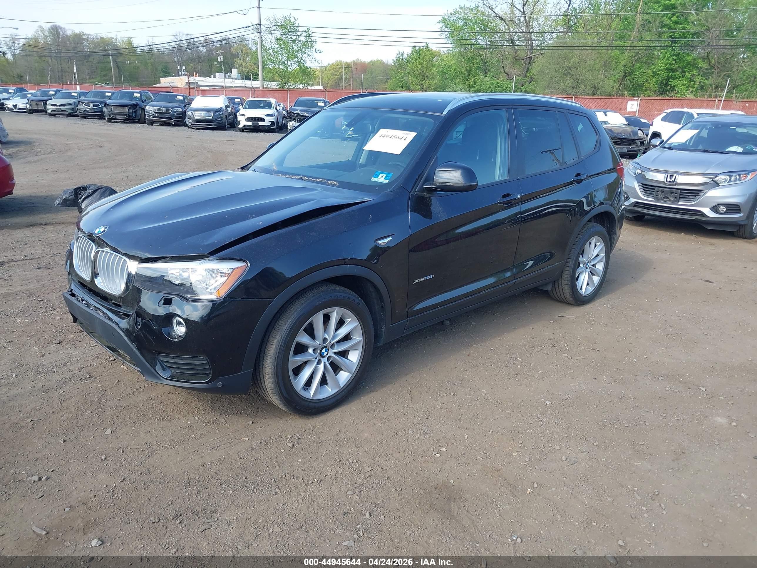 BMW X3 image 2