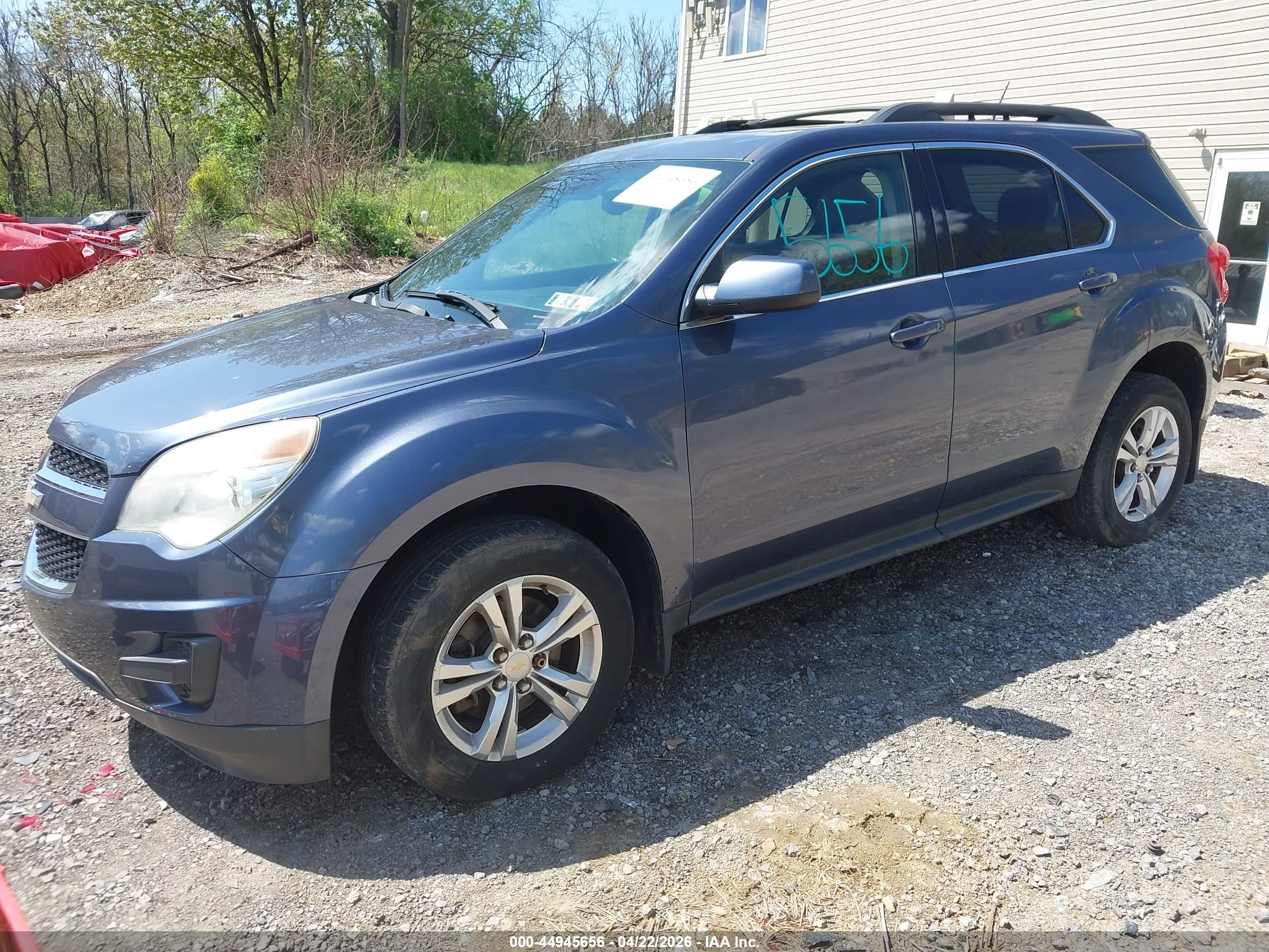 CHEVROLET EQUINOX image 2