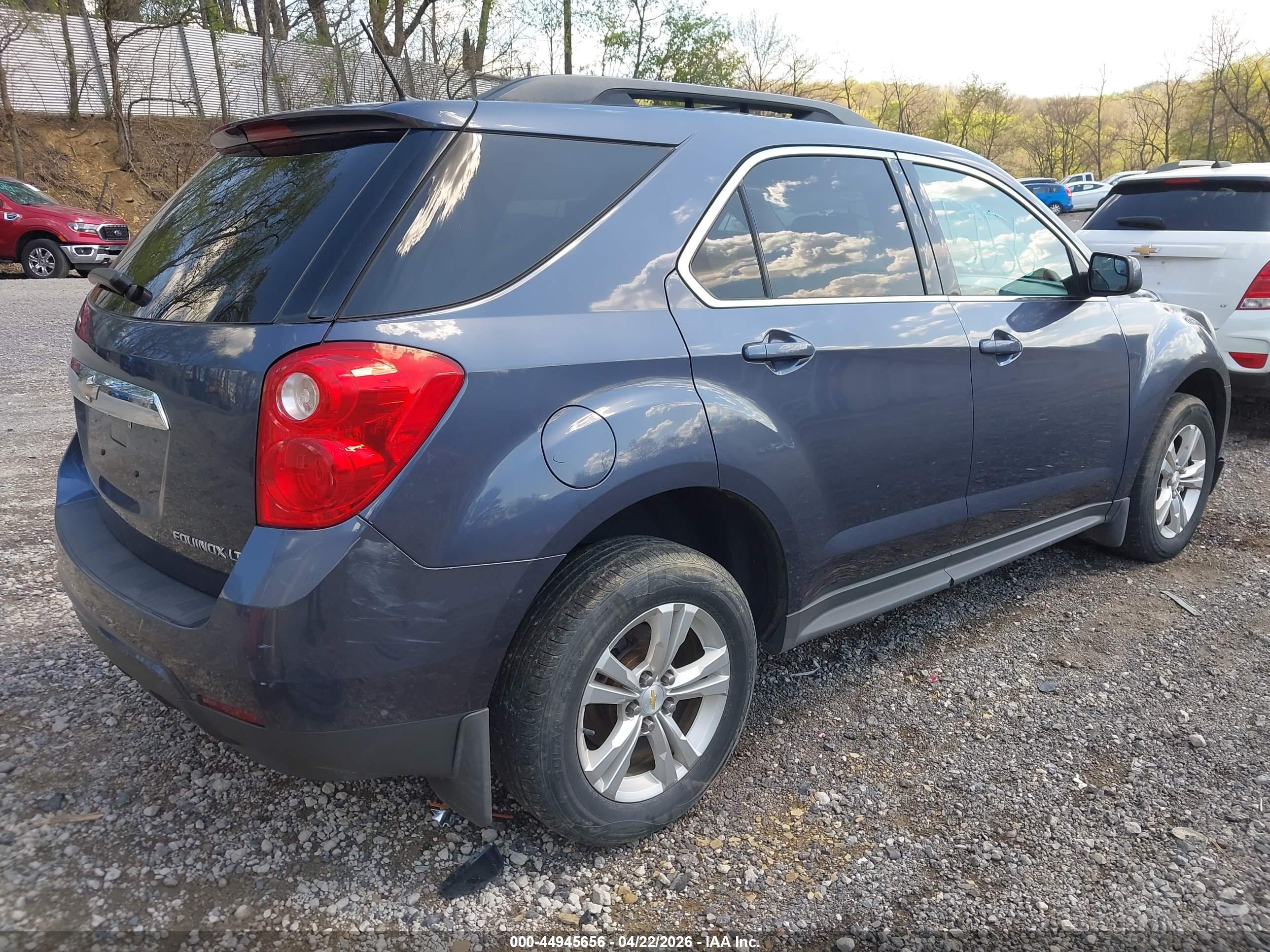 CHEVROLET EQUINOX image 4
