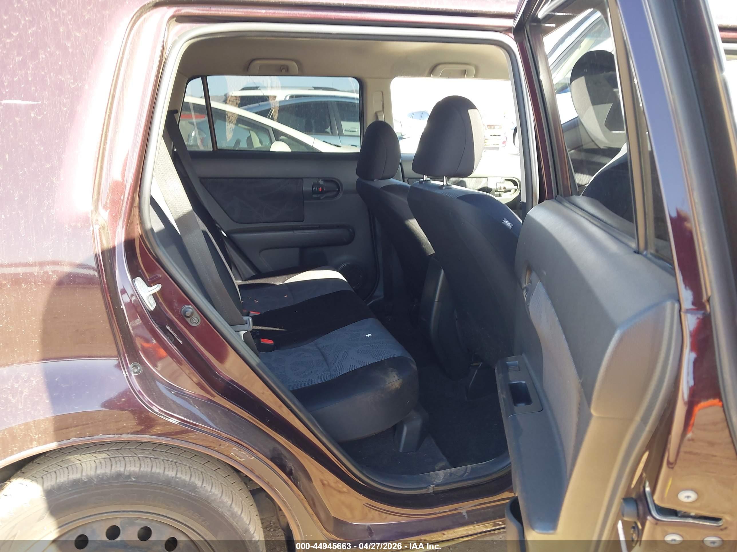 SCION XB image 8